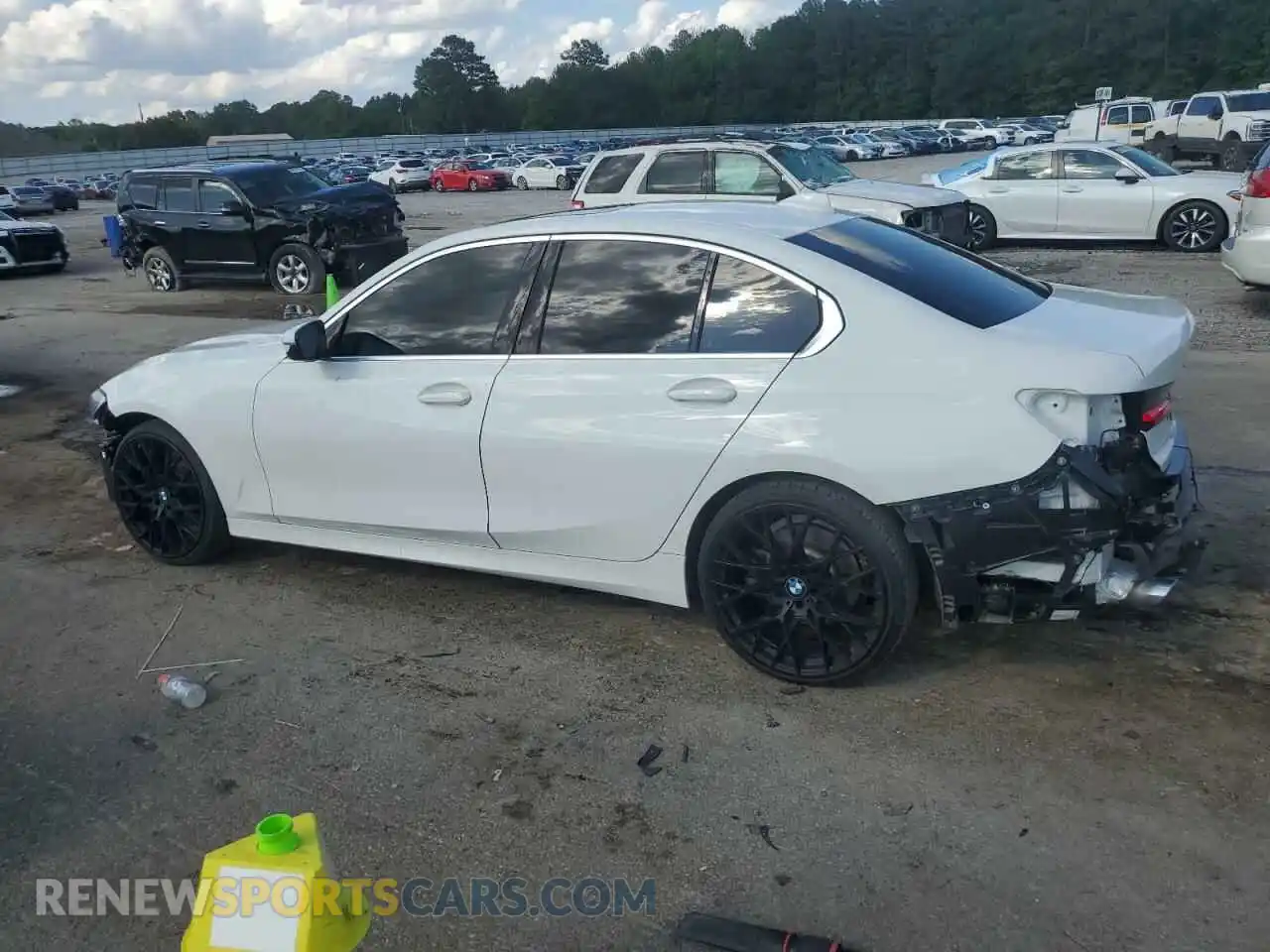 2 fotografías del automóvil dañado 3MW5R1J03N8C69555 BMW 3 SERIES 2022