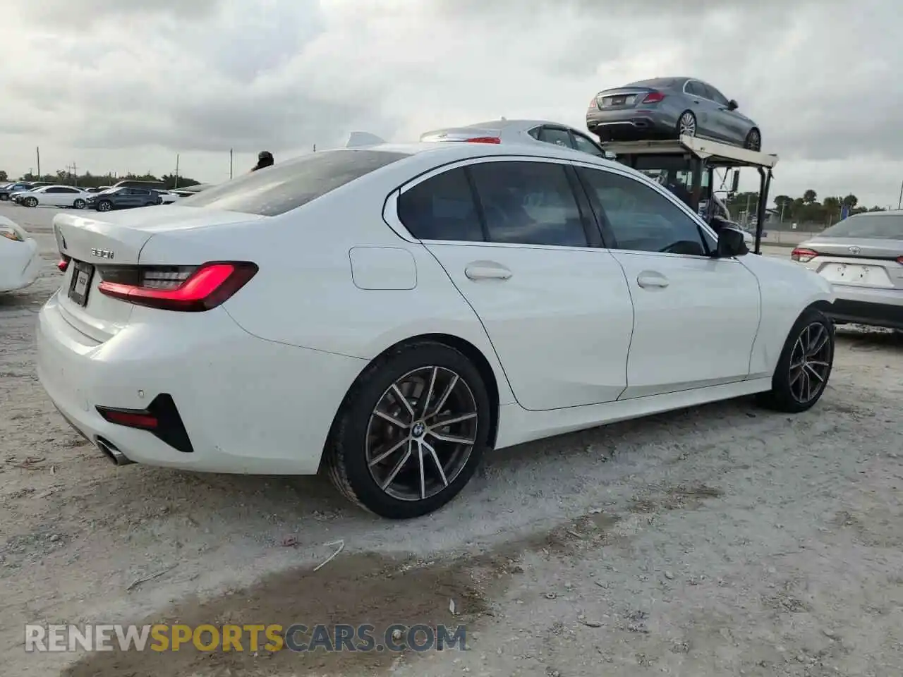 3 fotografías del automóvil dañado 3MW5R1J07N8C56808 BMW 3 SERIES 2022