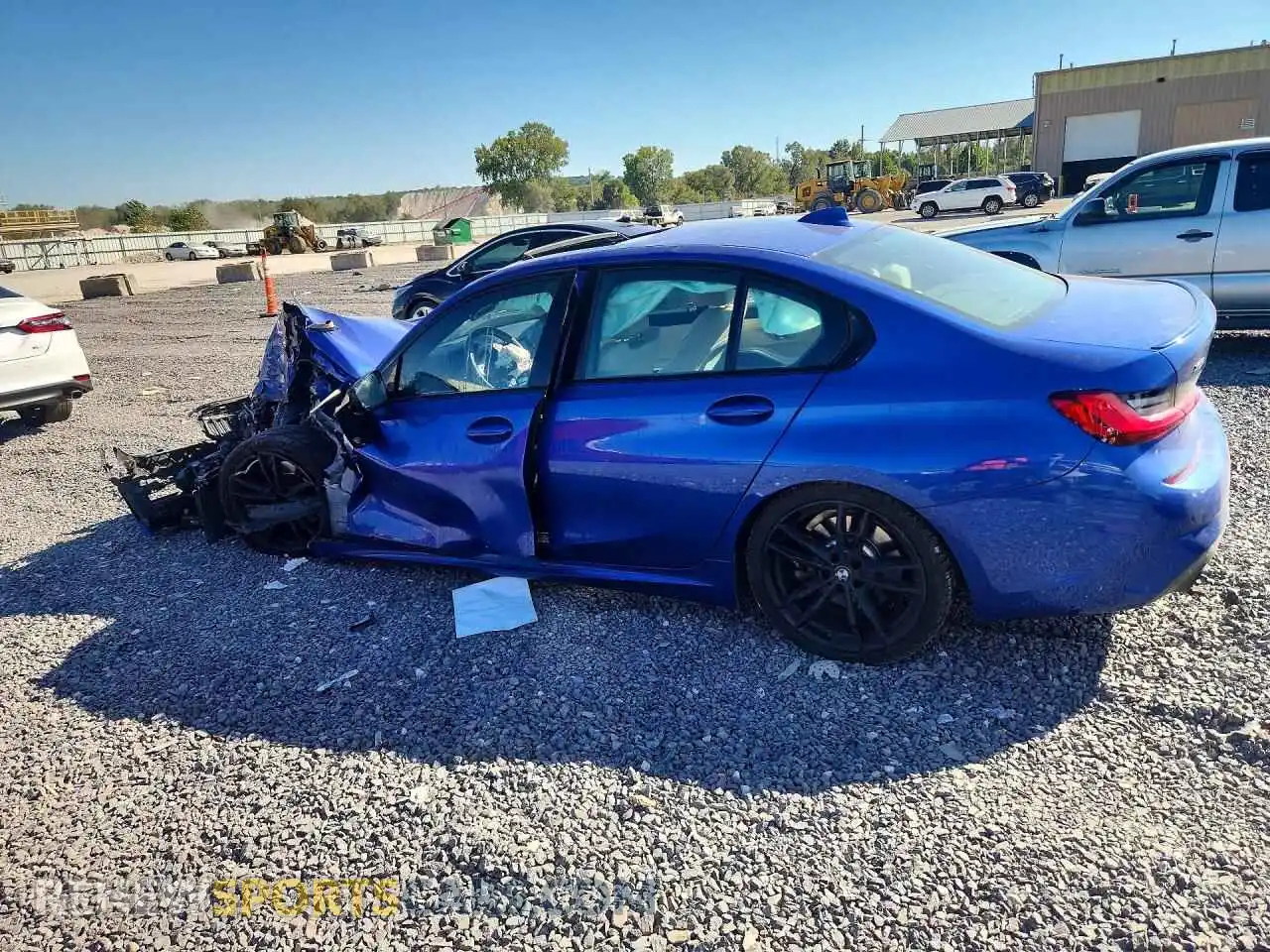 2 Photograph of a damaged car 3MW5R7J02N8C71283 BMW 3 SERIES 2022