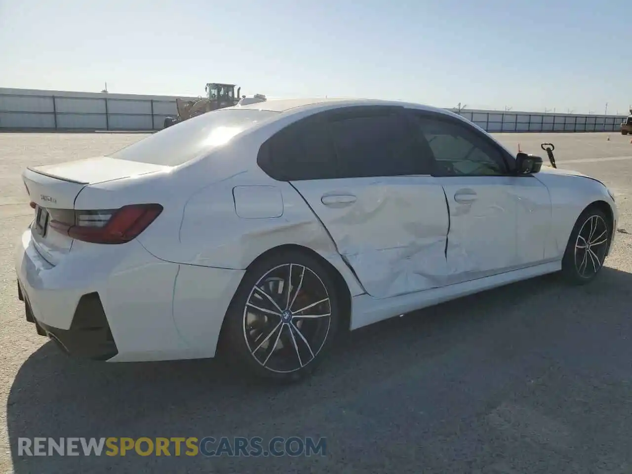 3 Photograph of a damaged car 3MW39FF01P8D02438 BMW 3 SERIES 2023