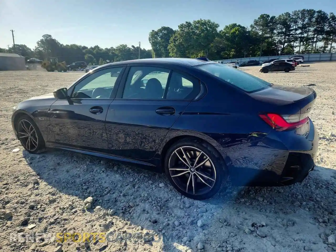 2 fotografías del automóvil dañado 3MW39FS02P8C91455 BMW 3 SERIES 2023