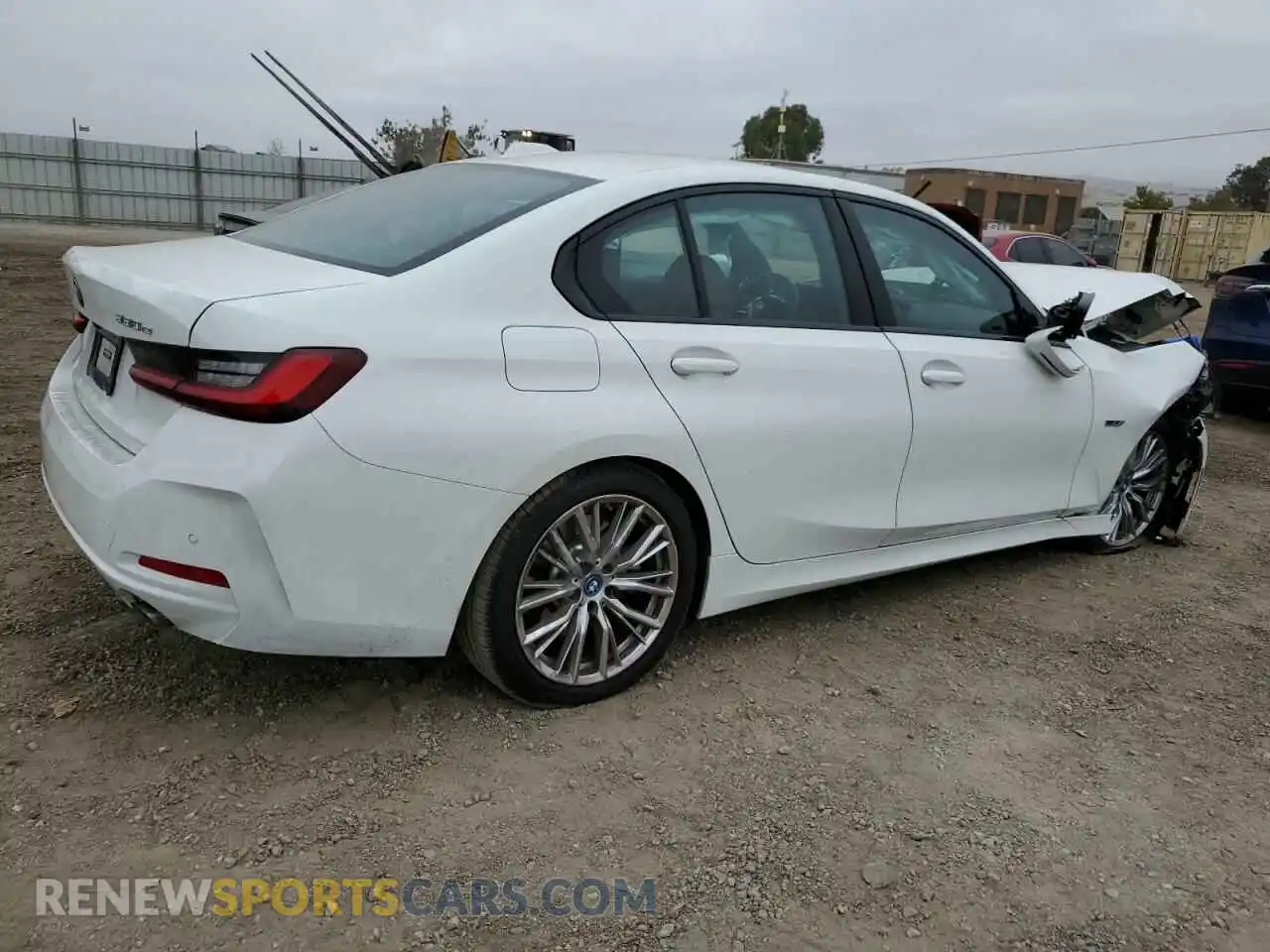 3 Photograph of a damaged car 3MW39FS07P8D25745 BMW 3 SERIES 2023