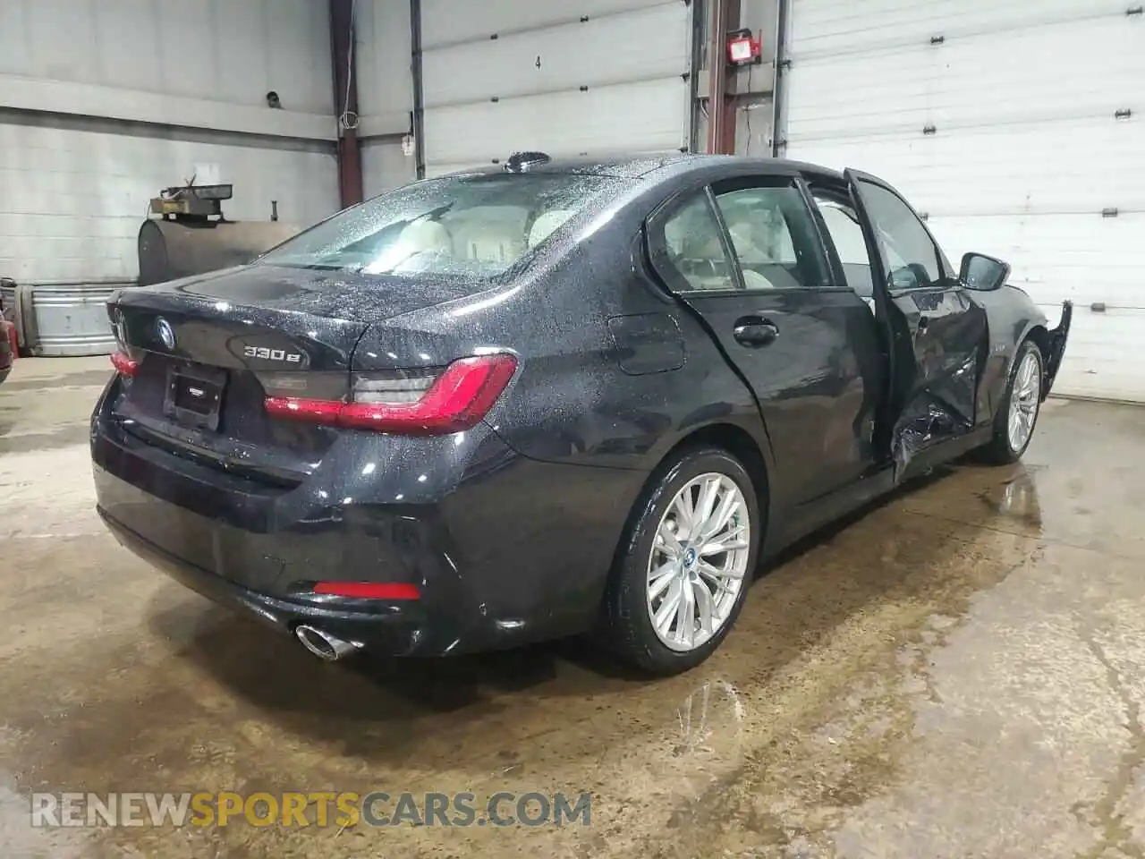 3 Фотография поврежденного автомобиля 3MW39FS08P8C88897 BMW 3 SERIES 2023