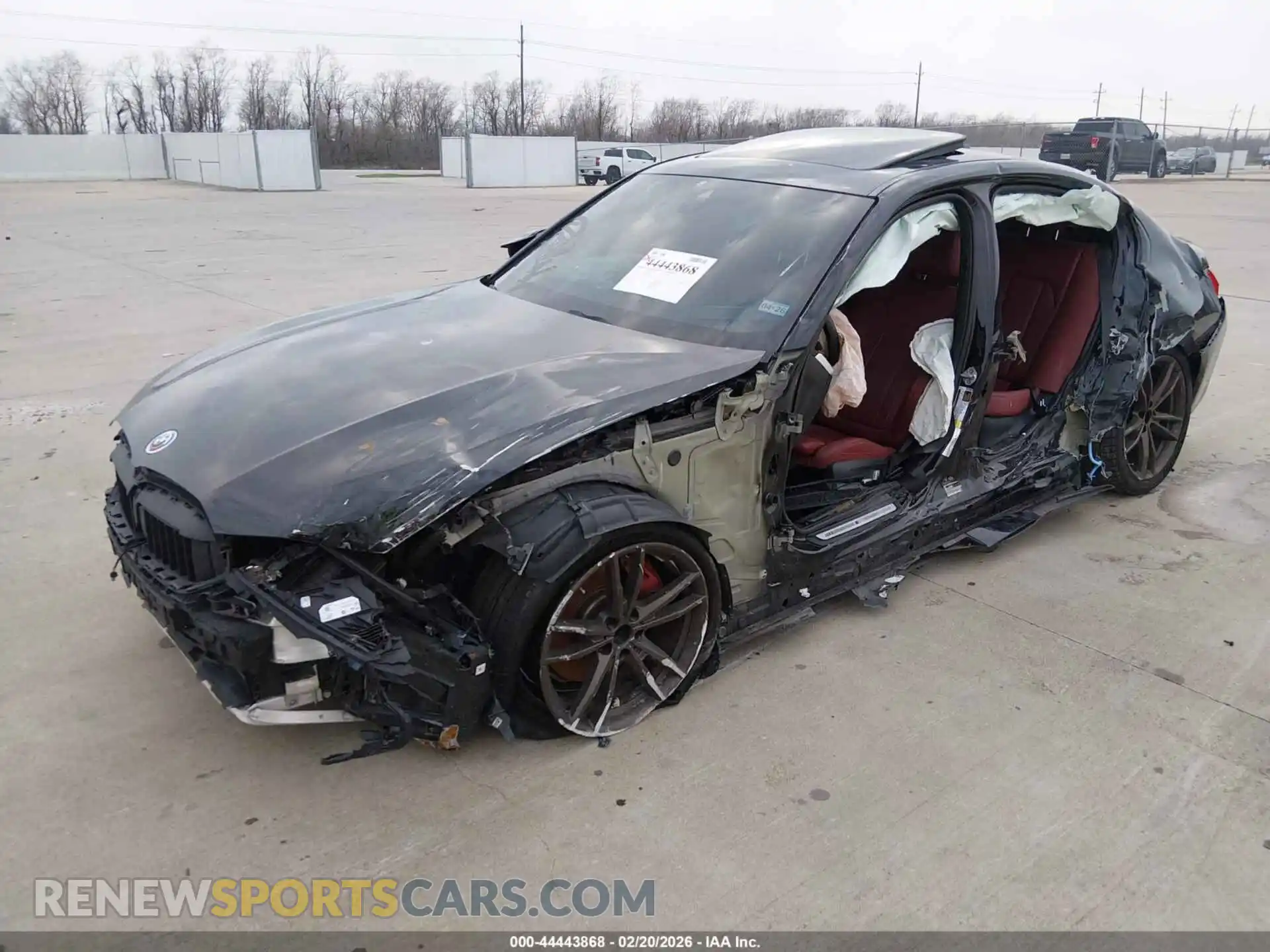 2 Photograph of a damaged car 3MW49FS04P8D27702 BMW 3 SERIES 2023