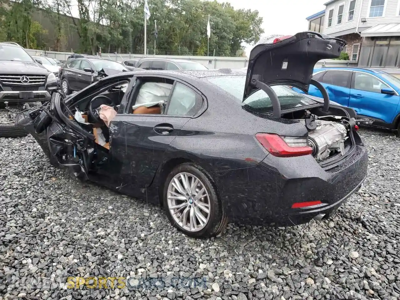 2 Photograph of a damaged car 3MW89FF00P8D70011 BMW 3 SERIES 2023