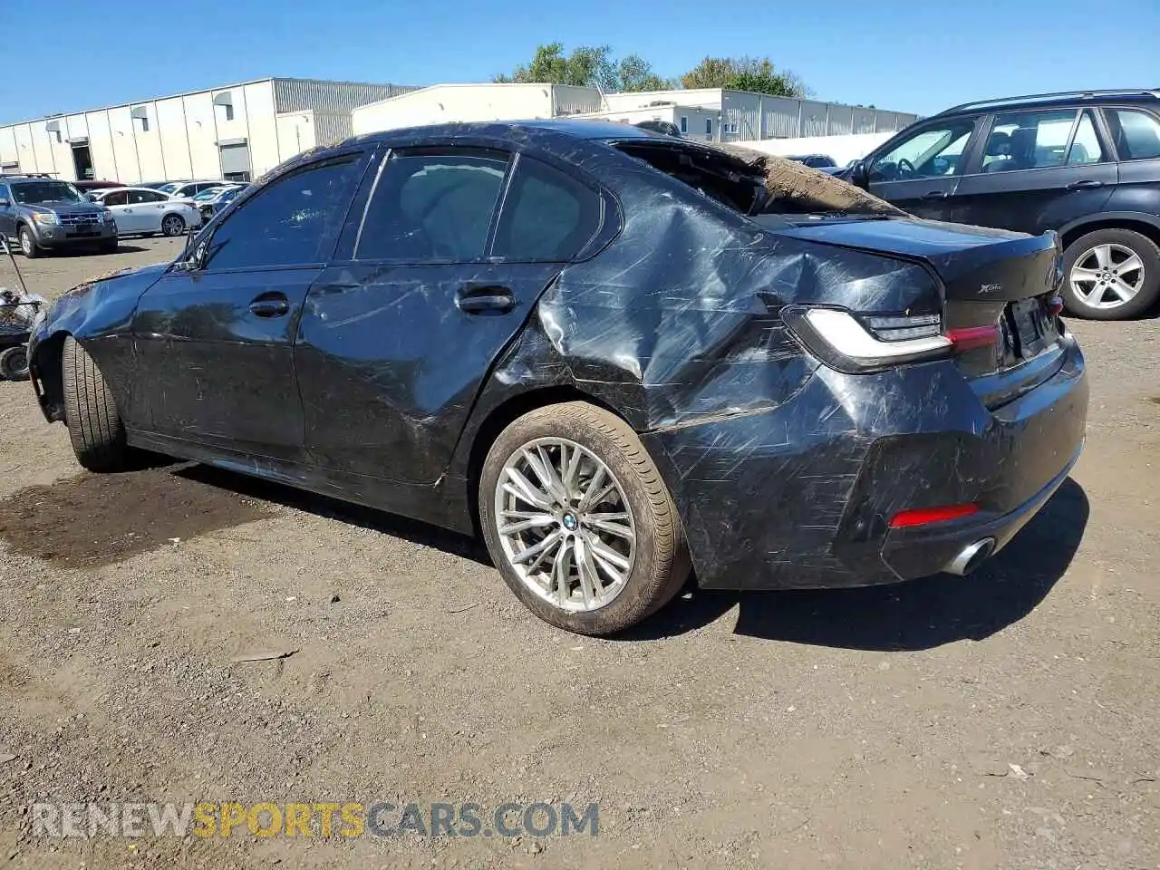 2 Photograph of a damaged car 3MW89FF07P8D01039 BMW 3 SERIES 2023