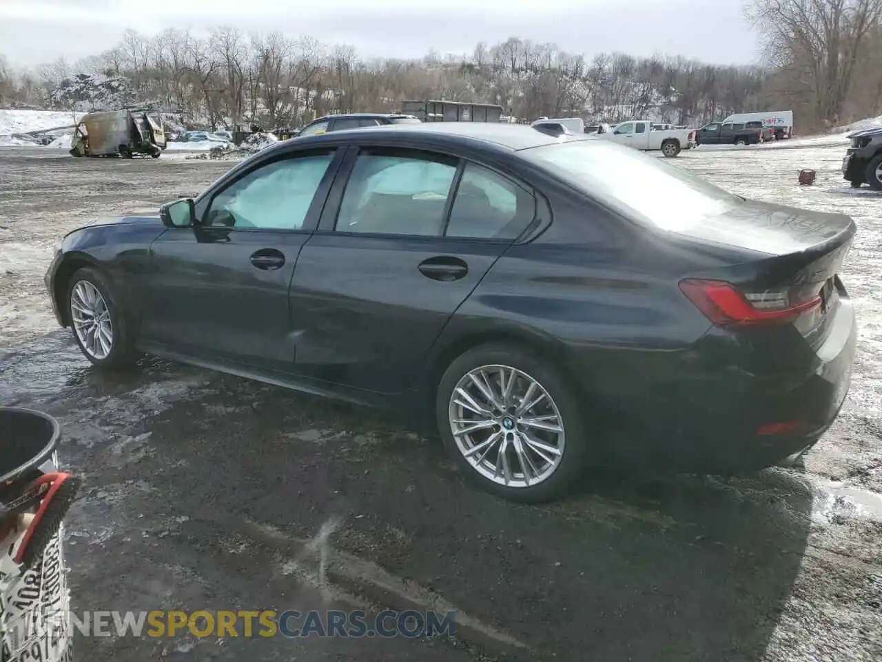 2 Photograph of a damaged car 3MW89FF09P8D76308 BMW 3 SERIES 2023