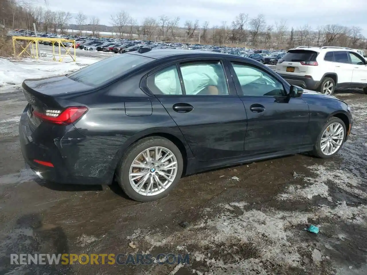 3 Photograph of a damaged car 3MW89FF09P8D76308 BMW 3 SERIES 2023