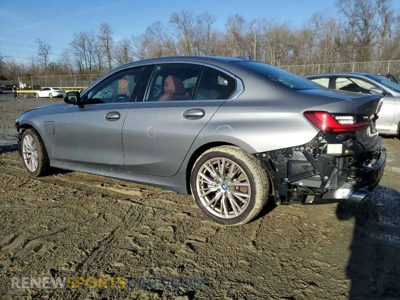 2 Photograph of a damaged car 3MW39FS03R8E05384 BMW 3 SERIES 2024
