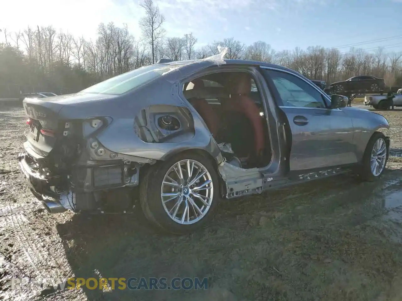 3 Photograph of a damaged car 3MW39FS03R8E05384 BMW 3 SERIES 2024