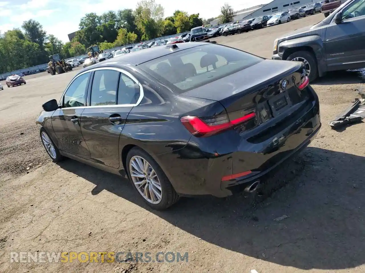 2 Photograph of a damaged car 3MW39FS06R8E38525 BMW 3 SERIES 2024