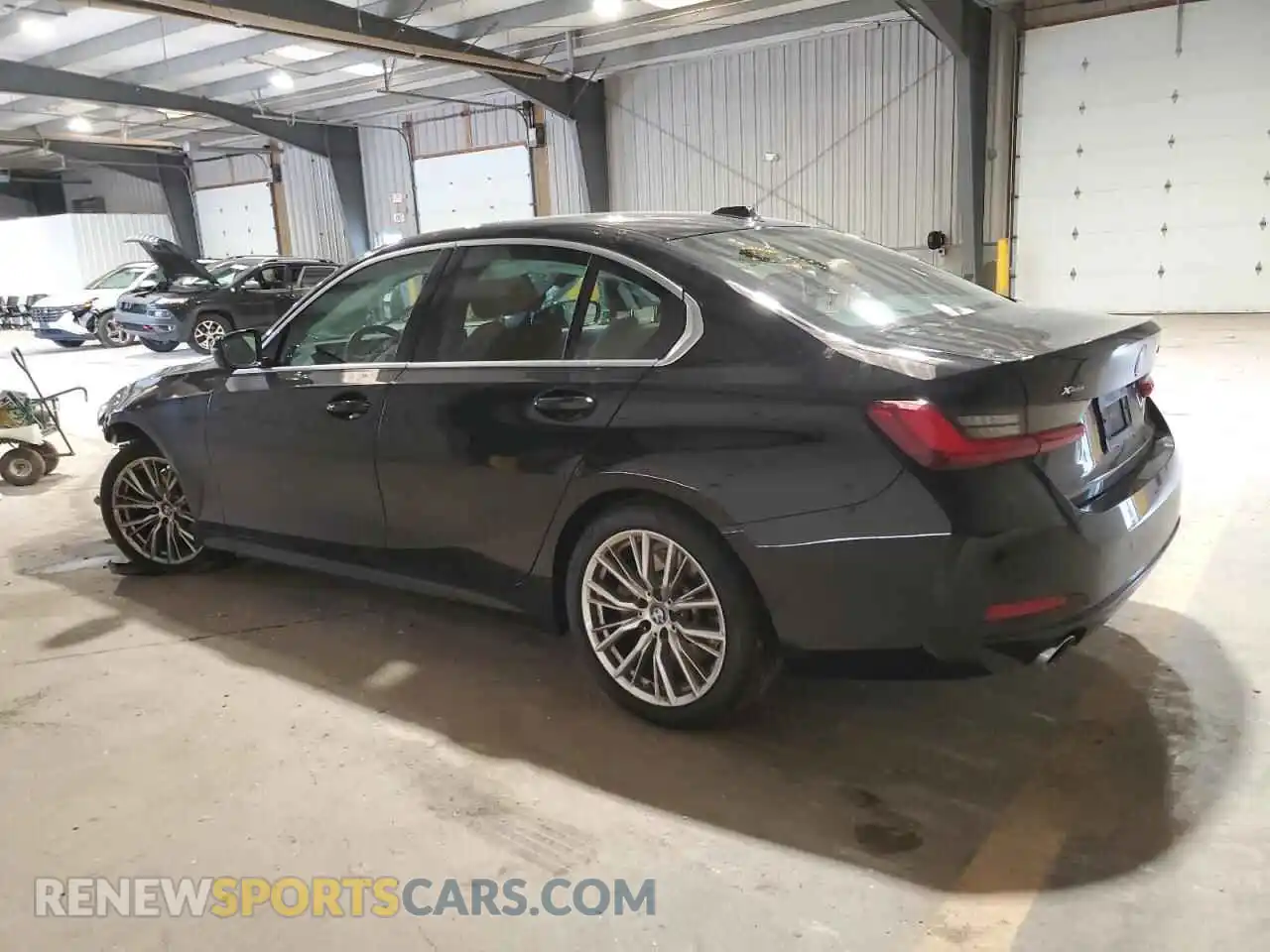 2 Photograph of a damaged car 3MW89FF07R8E25847 BMW 3 SERIES 2024