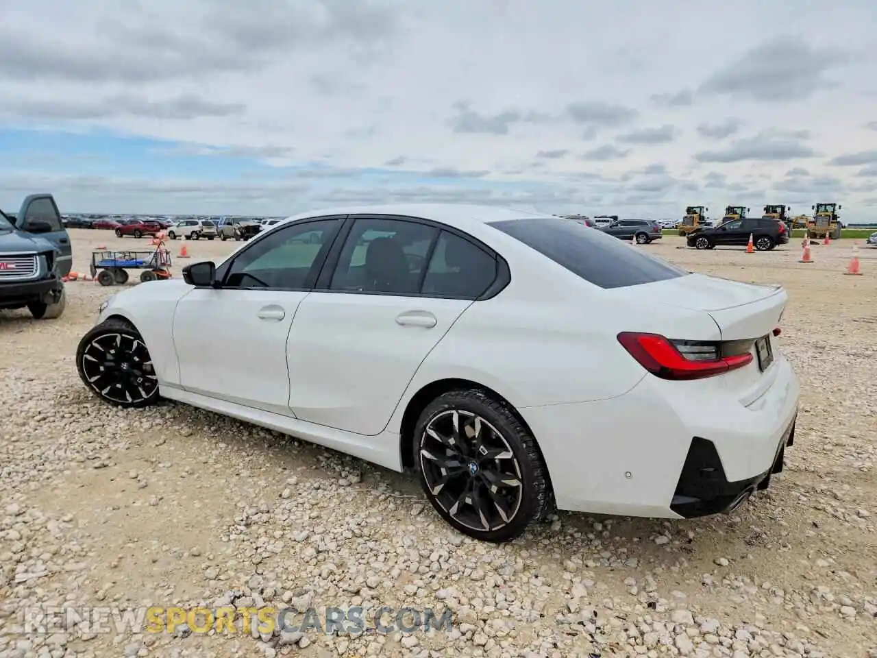 2 Photograph of a damaged car 3MW69CW0XS8F31396 BMW 3 SERIES 2025