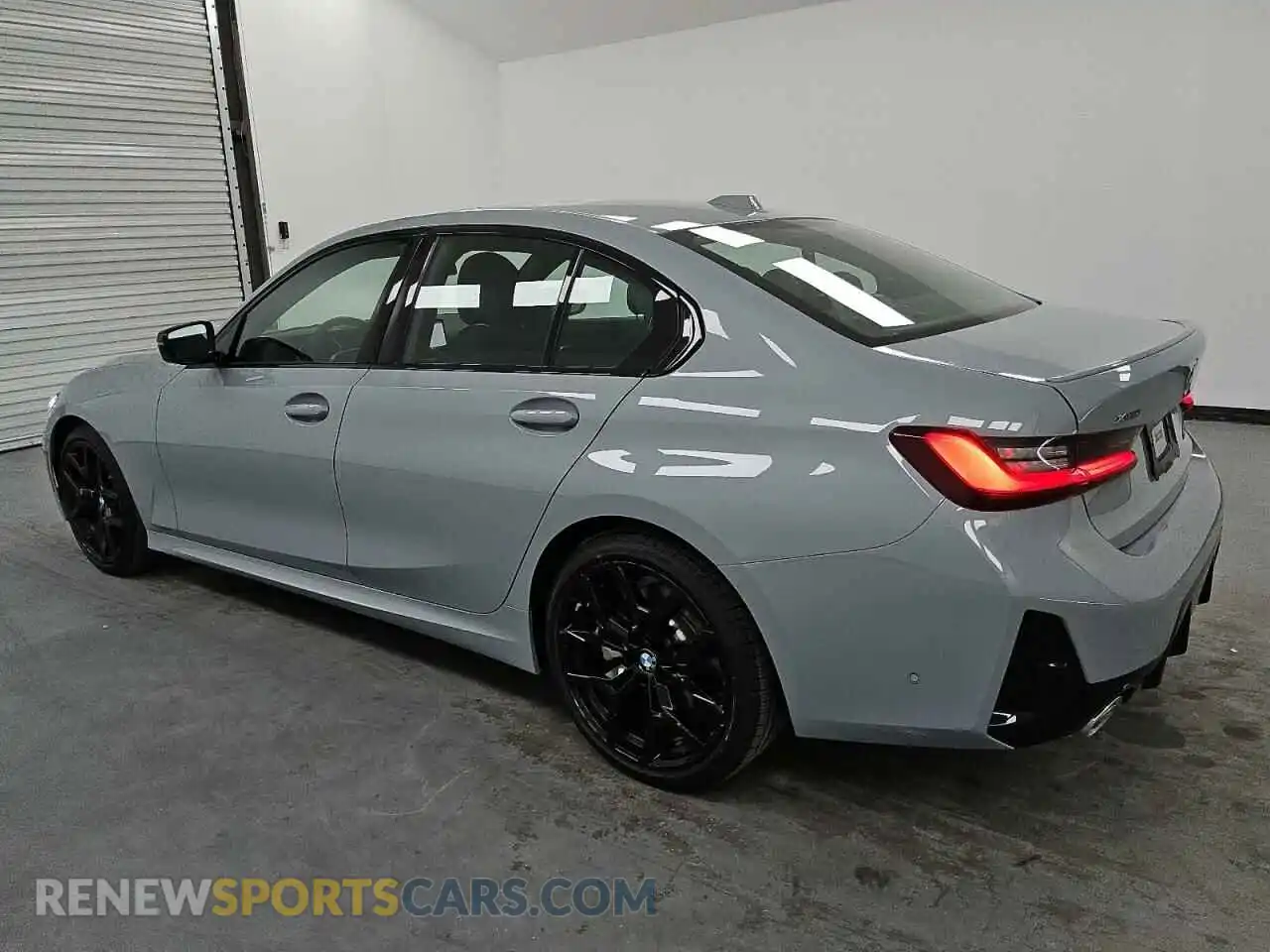 2 Photograph of a damaged car 3MW89CW00S8E97509 BMW 3 SERIES 2025