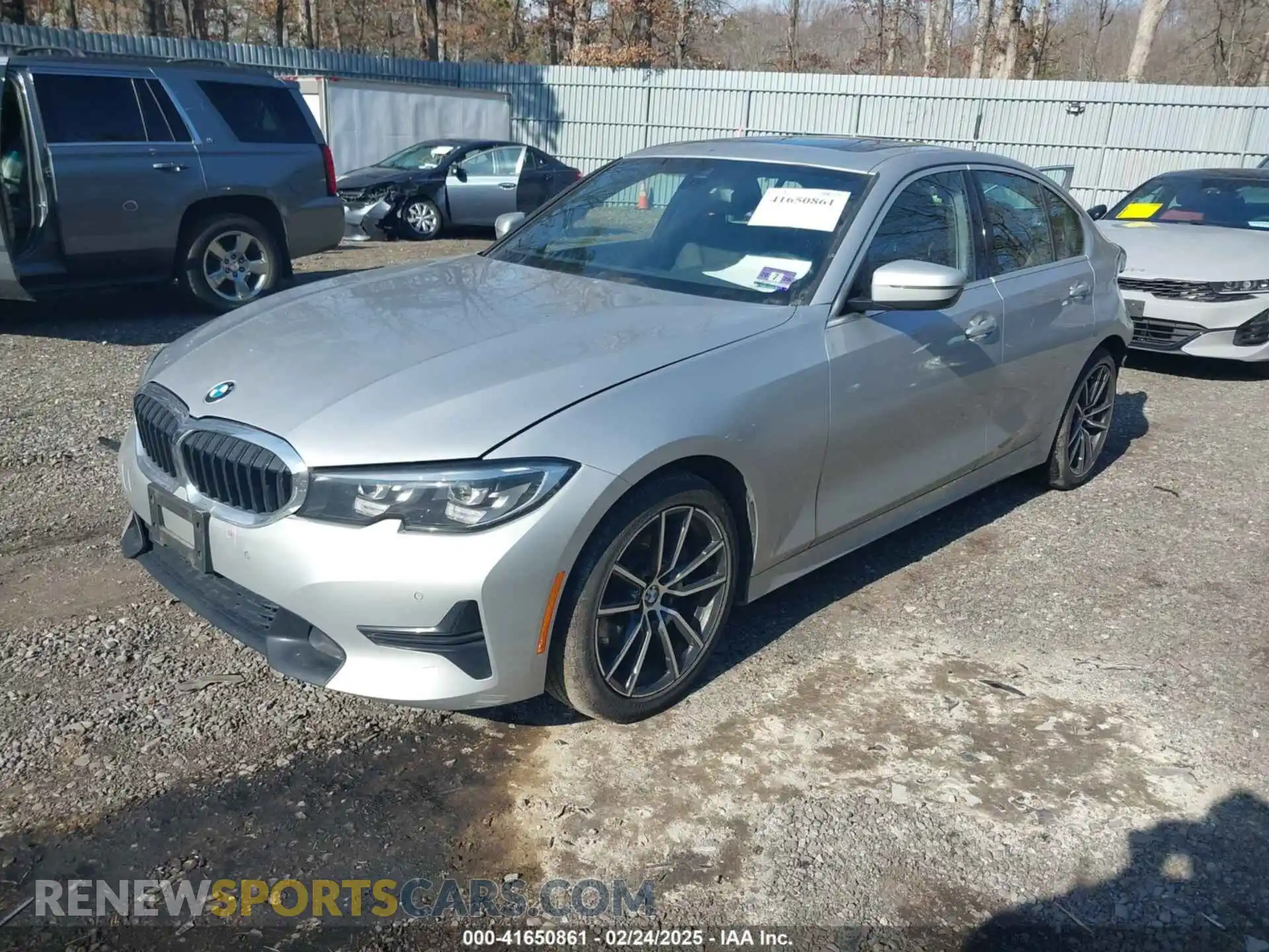 2 Фотография поврежденного автомобиля WBA5R7C53KAJ85425 BMW 330I 2019