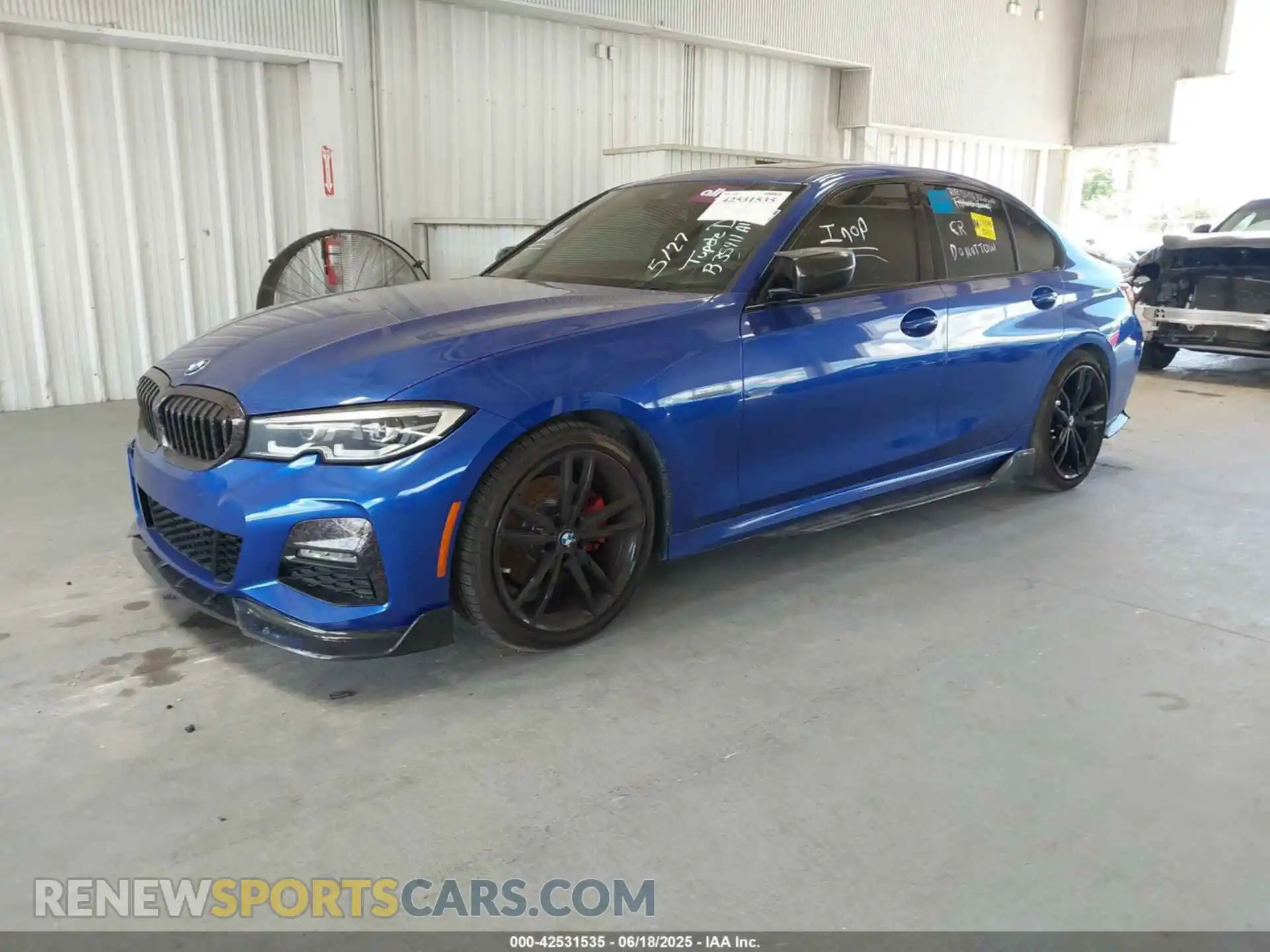 2 Фотография поврежденного автомобиля 3MW5R1J04L8B35411 BMW 330I 2020