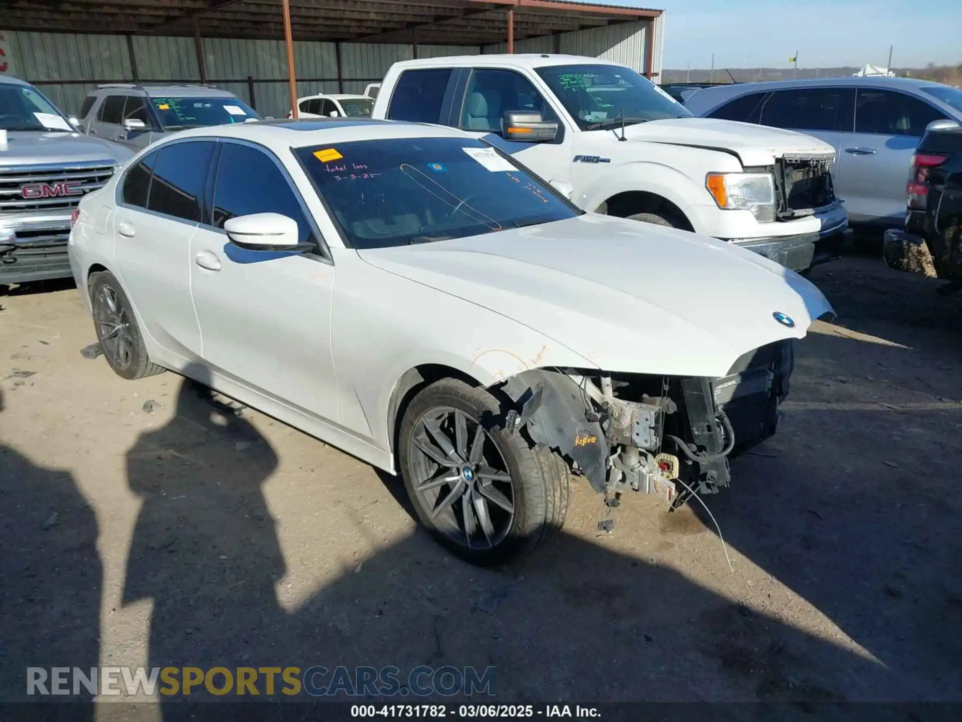 1 Фотография поврежденного автомобиля 3MW5R7J01L8B06063 BMW 330I 2020