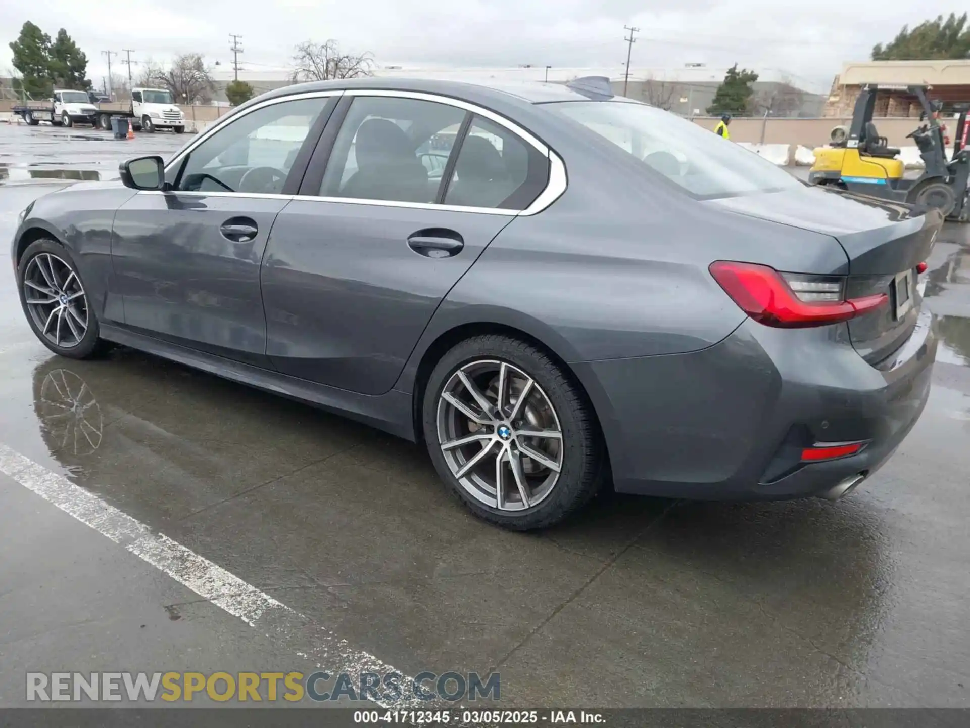 3 Photograph of a damaged car WBA5R1C01LFH44947 BMW 330I 2020