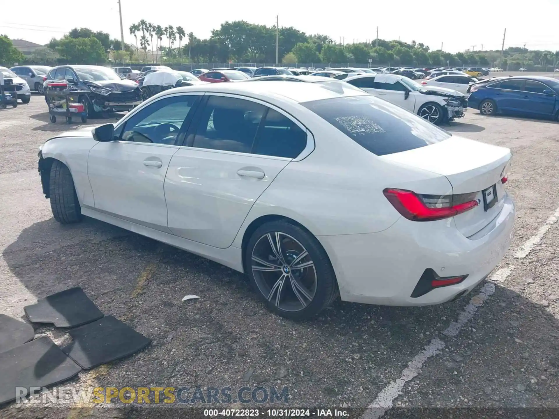 3 Photograph of a damaged car 3MW5R1J00M8B52627 BMW 330I 2021