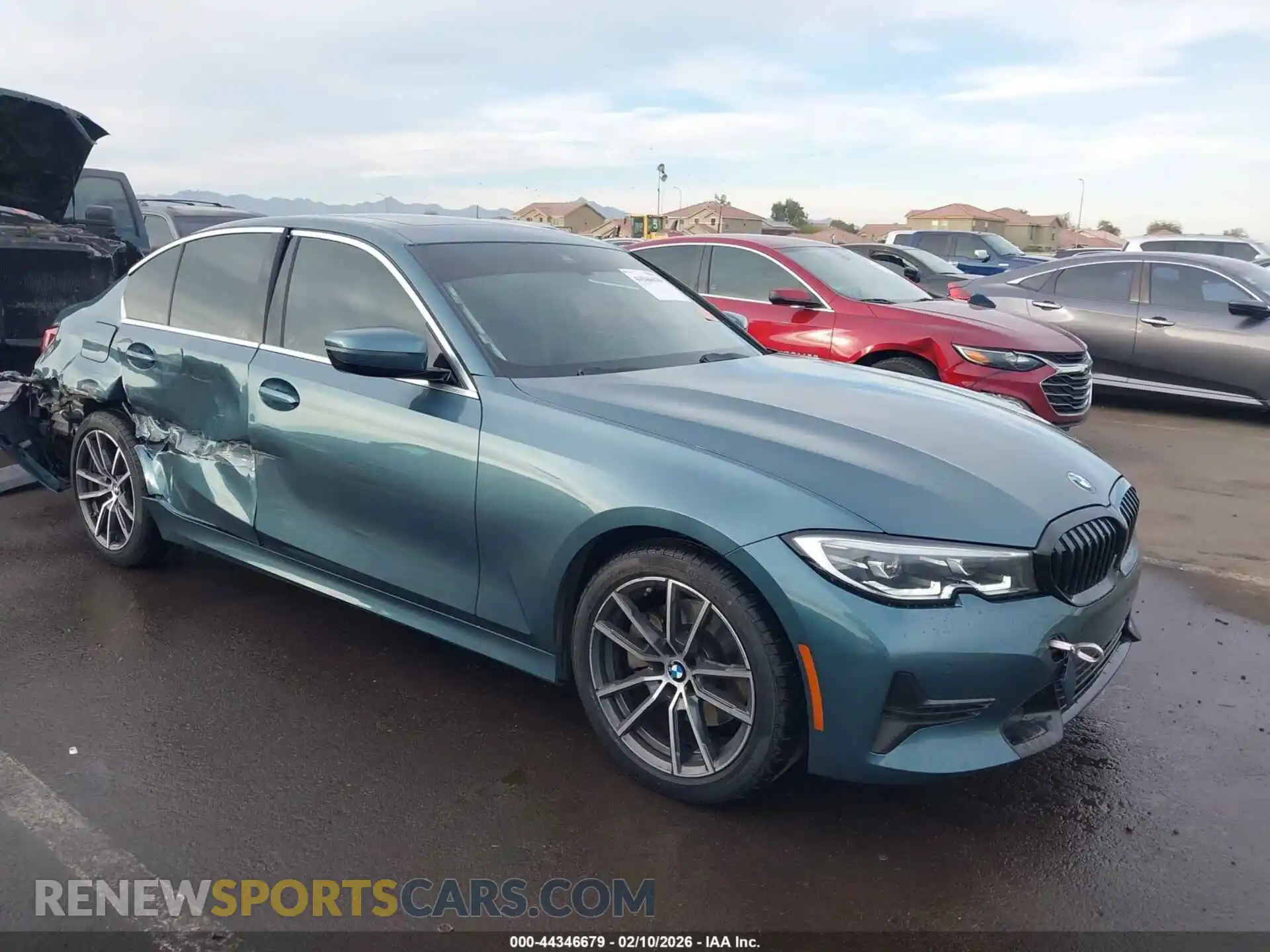 1 Photograph of a damaged car 3MW5R1J04M8C09329 BMW 330I 2021