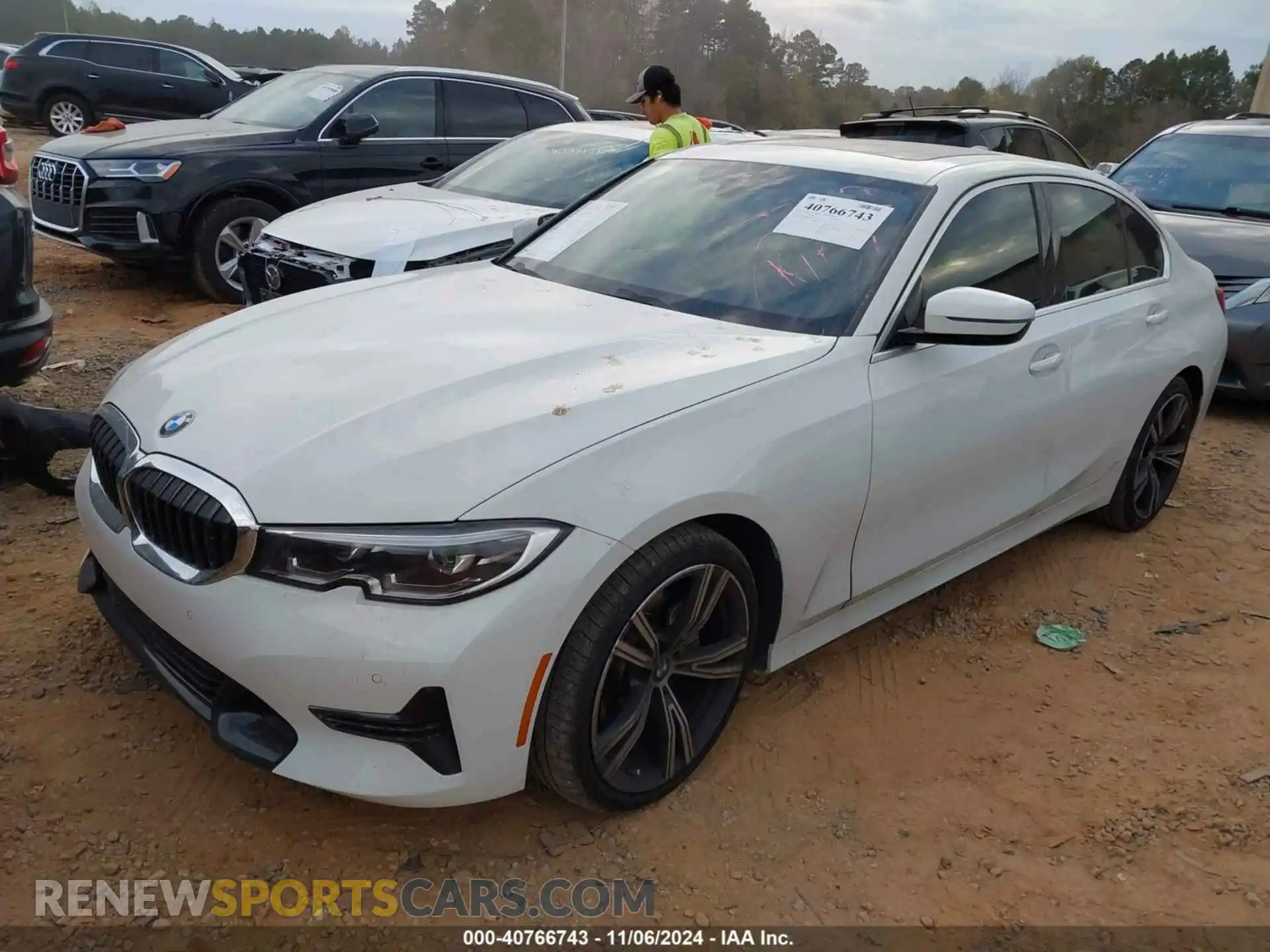 2 Фотография поврежденного автомобиля 3MW5R1J05M8C02762 BMW 330I 2021