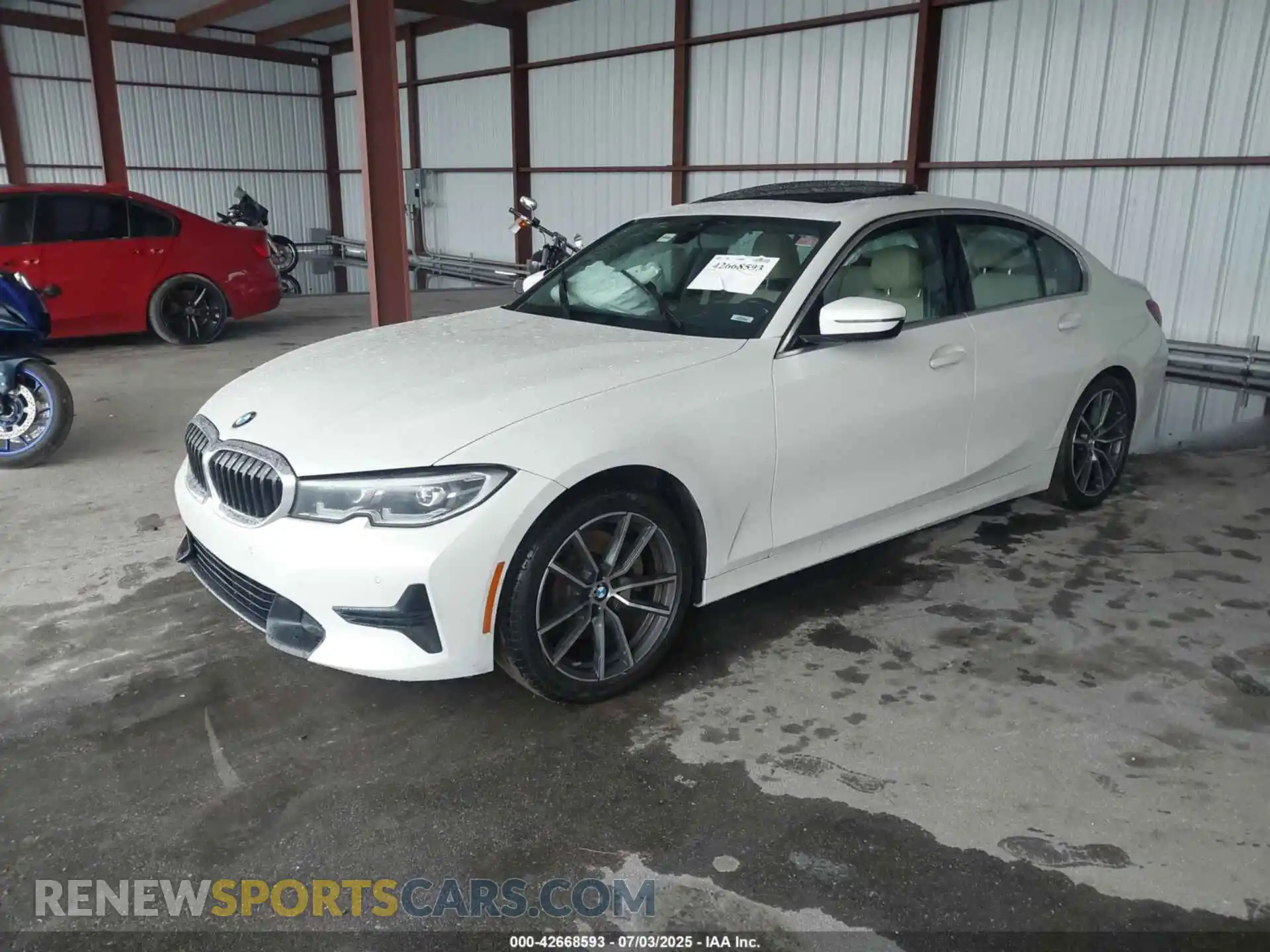 2 Фотография поврежденного автомобиля 3MW5R1J05M8C07606 BMW 330I 2021