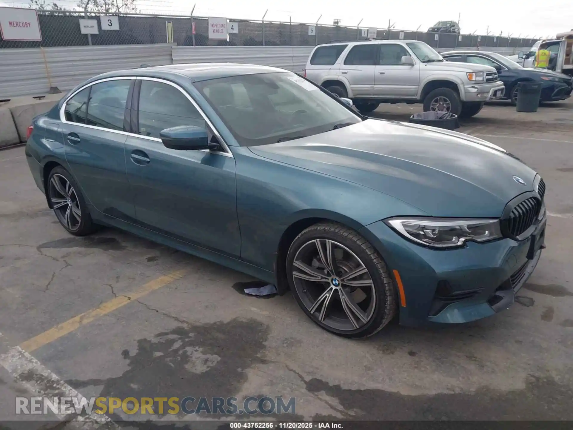 1 Photograph of a damaged car 3MW5R1J06M8B58481 BMW 330I 2021