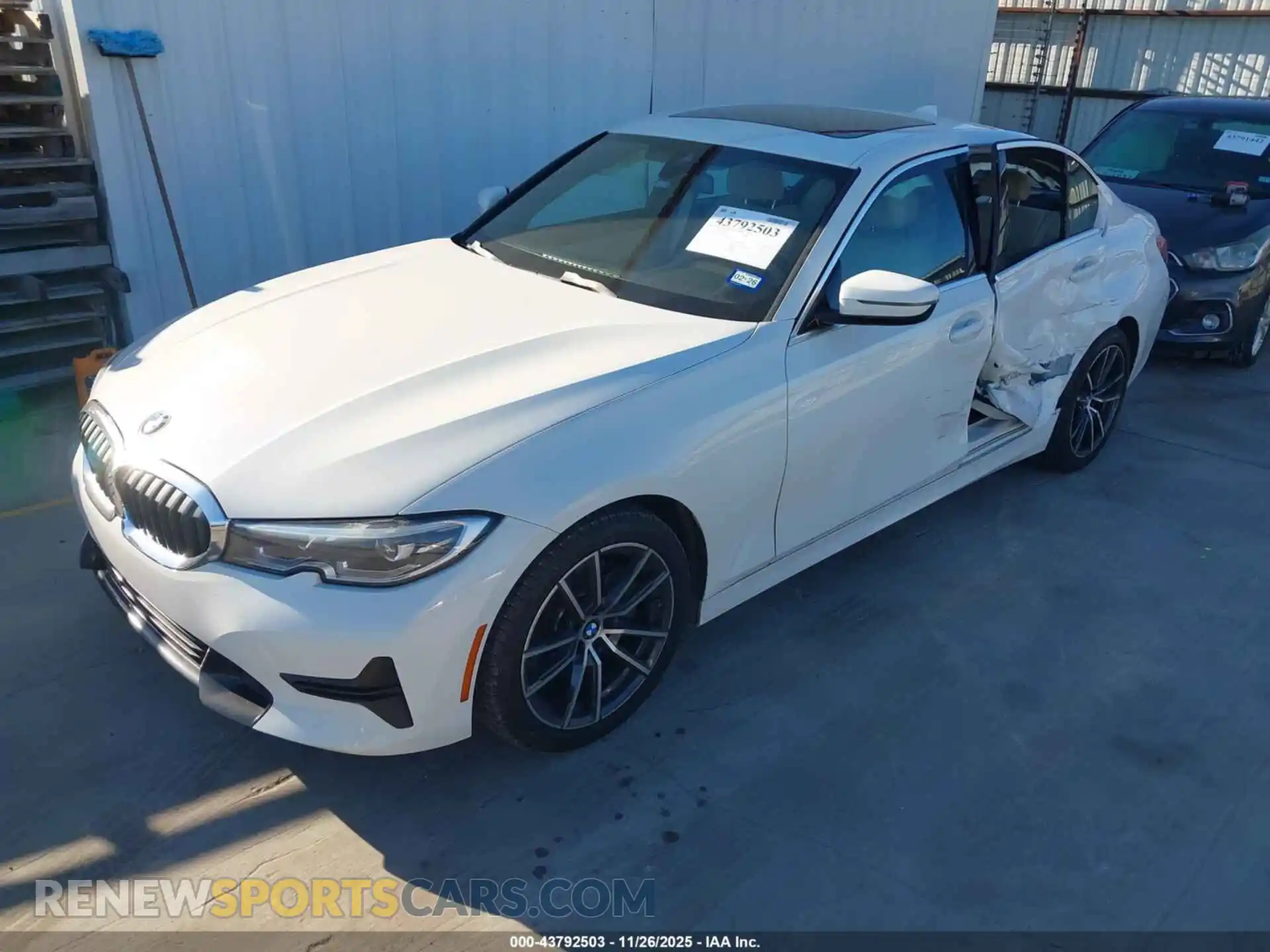 2 Photograph of a damaged car 3MW5R1J07M8B91098 BMW 330I 2021