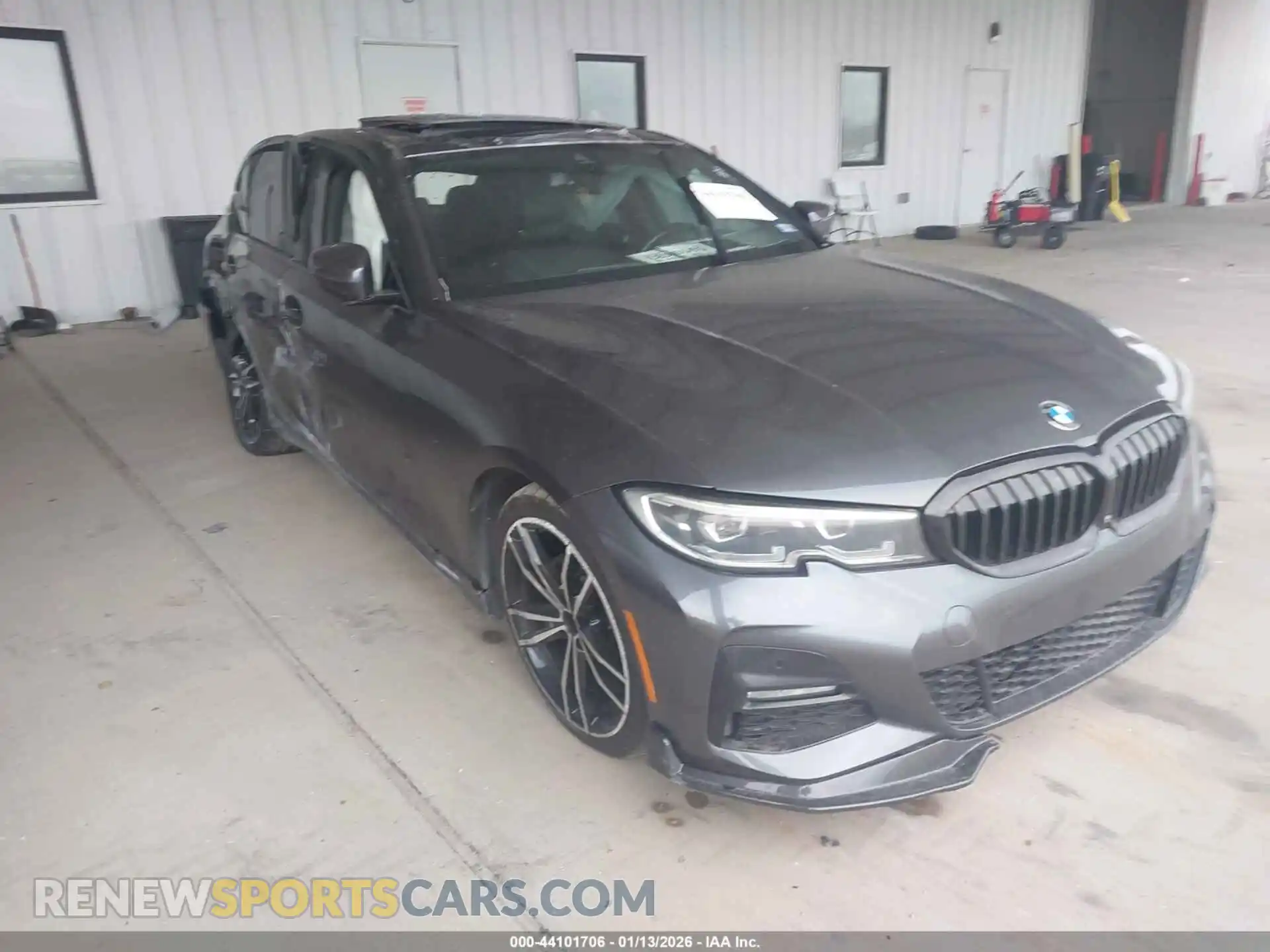 1 Photograph of a damaged car 3MW5R1J07M8B92476 BMW 330I 2021
