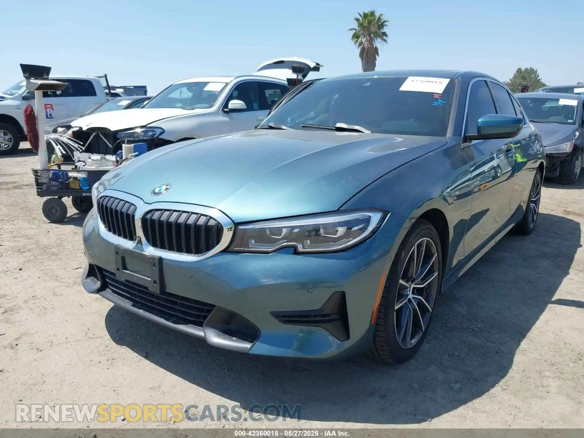 2 Photograph of a damaged car 3MW5R1J07M8B97158 BMW 330I 2021