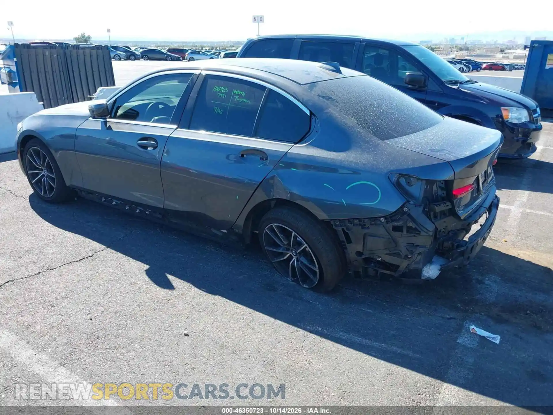 3 Photograph of a damaged car 3MW5R1J0XM8B98966 BMW 330I 2021