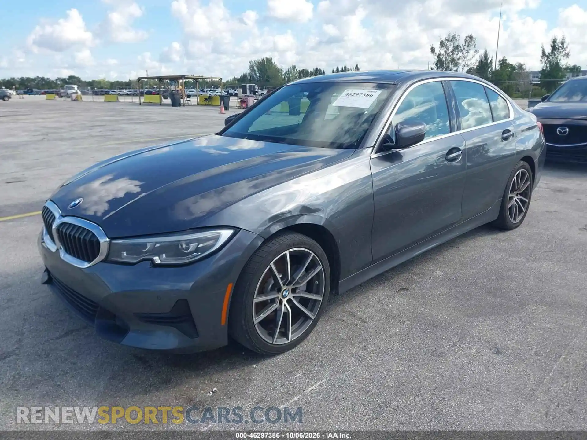 2 fotografías del automóvil dañado 3MW5R1J0XM8C01154 BMW 330I 2021