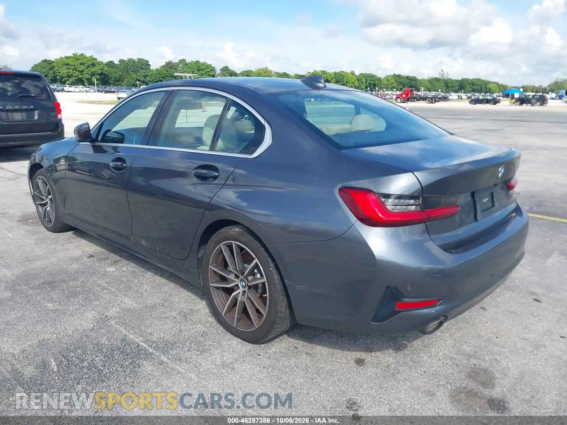 3 fotografías del automóvil dañado 3MW5R1J0XM8C01154 BMW 330I 2021