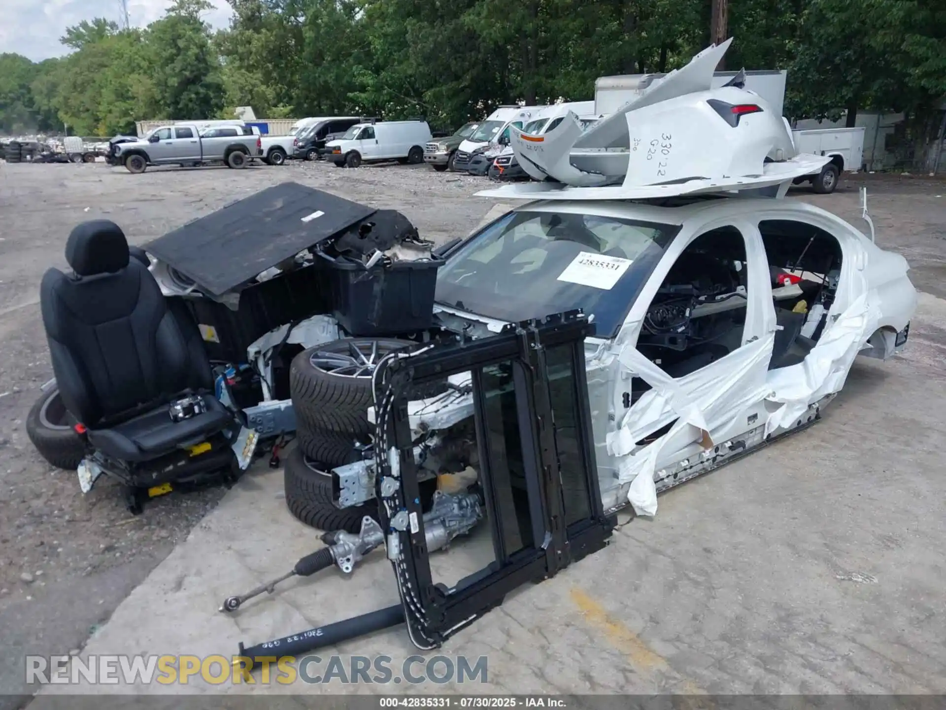 2 Photograph of a damaged car 3MW5R1J0XM8C16964 BMW 330I 2021