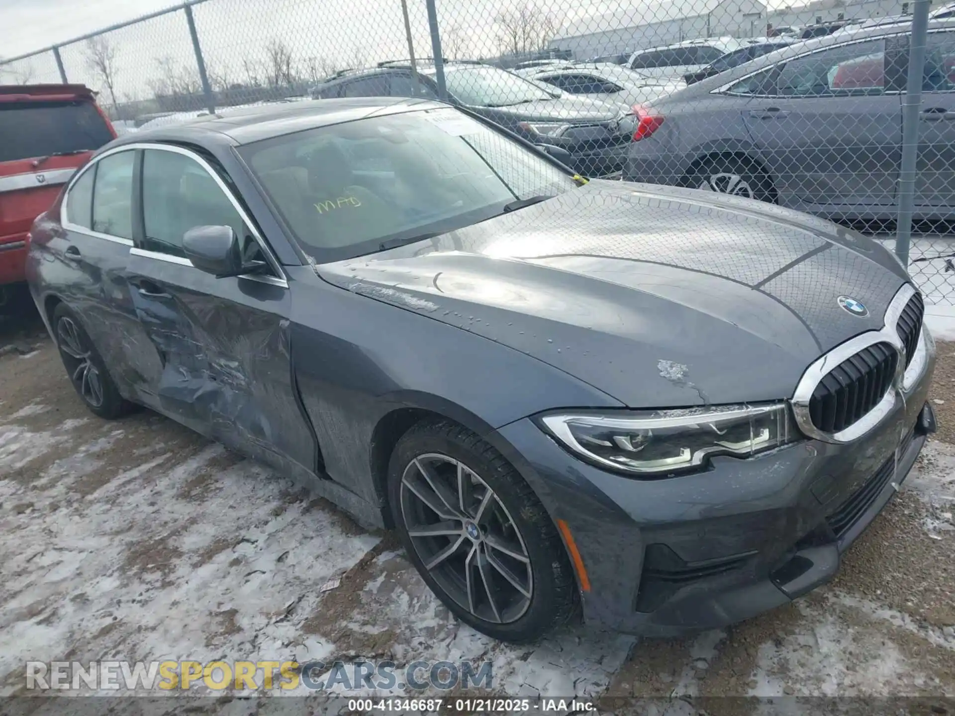 1 Photograph of a damaged car 3MW5R7J02M8B48002 BMW 330I 2021