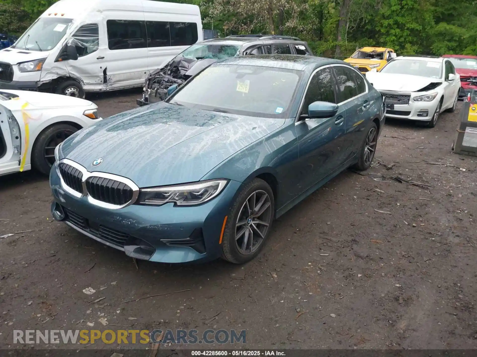 2 Photograph of a damaged car 3MW5R7J02M8B84918 BMW 330I 2021