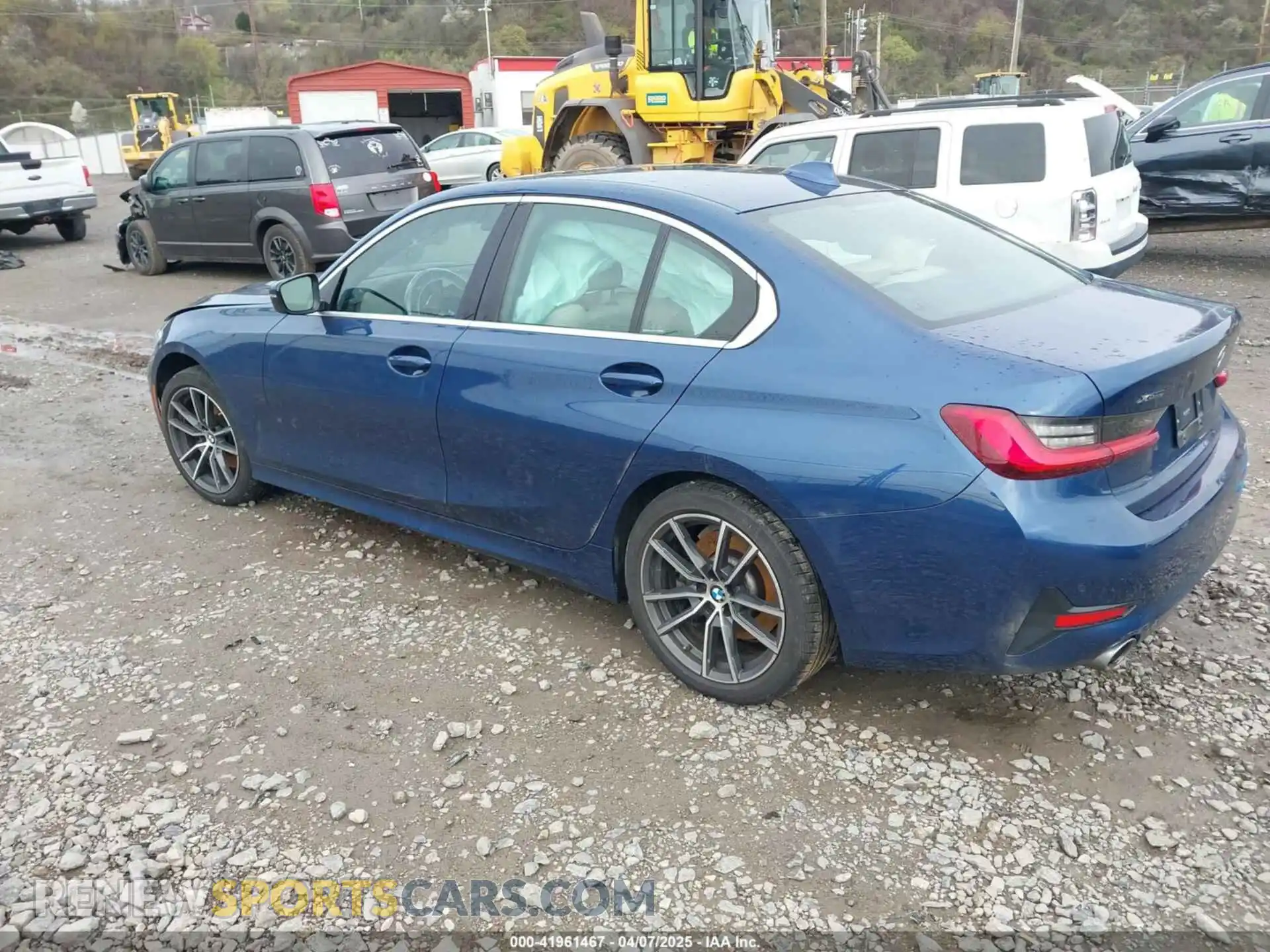 3 Photograph of a damaged car 3MW5R7J02M8C03547 BMW 330I 2021