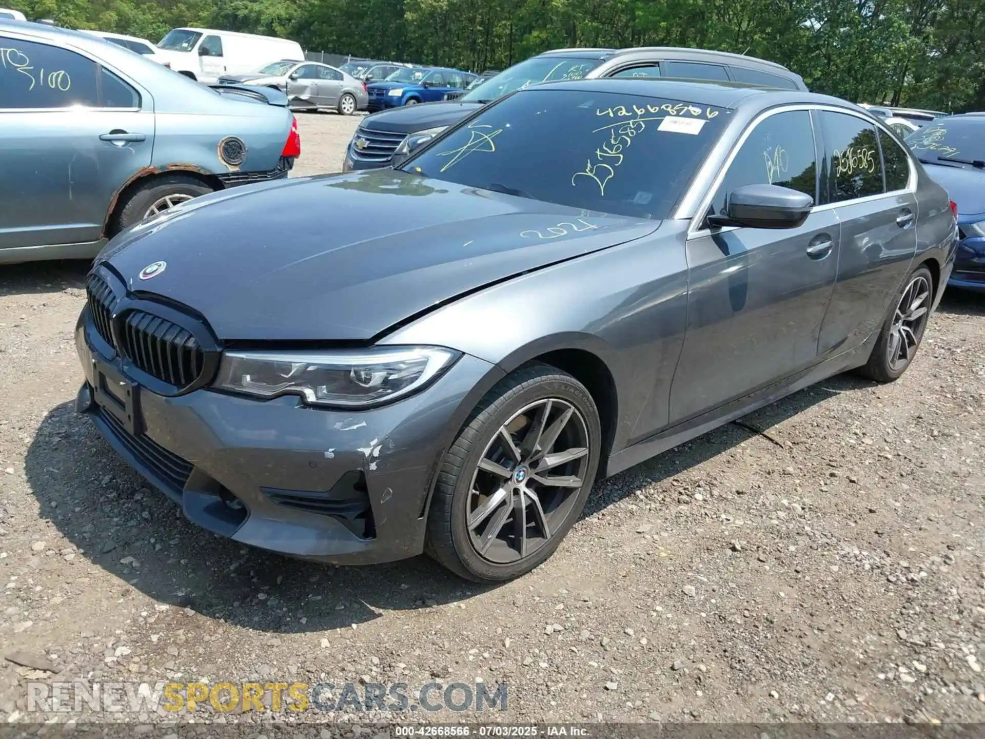 2 Фотография поврежденного автомобиля 3MW5R7J02M8C08313 BMW 330I 2021