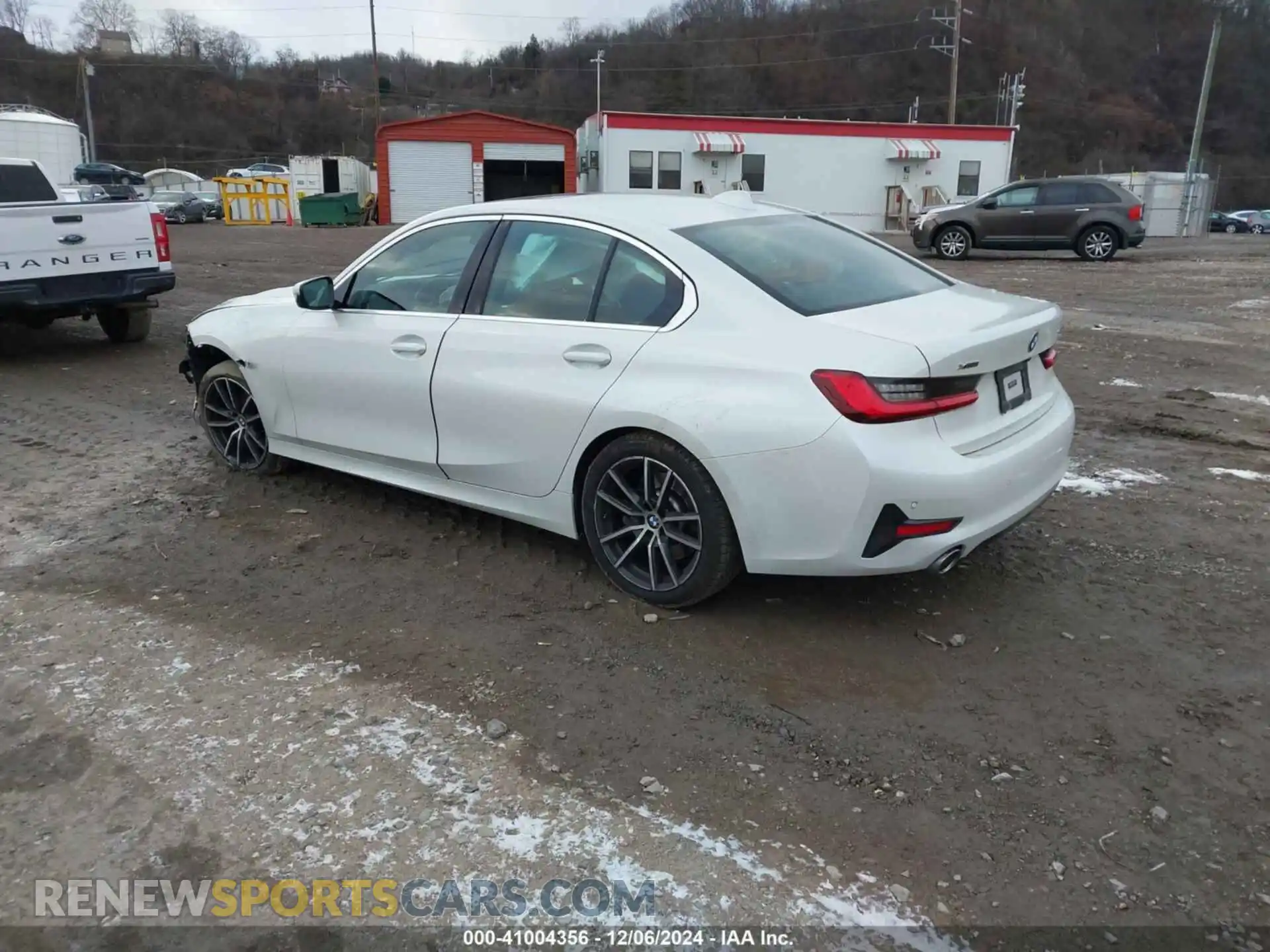 3 Photograph of a damaged car 3MW5R7J02M8C13351 BMW 330I 2021