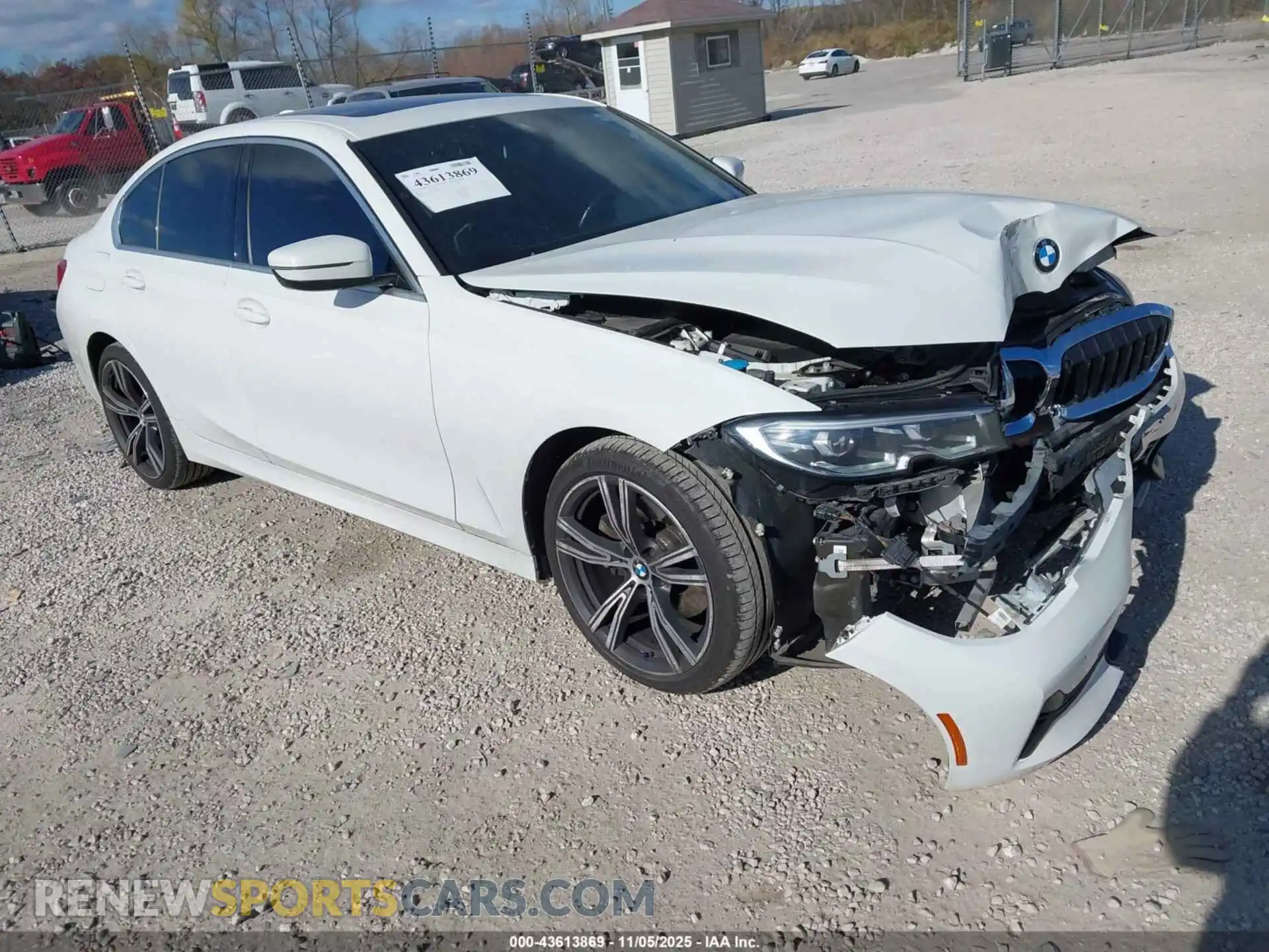 1 Photograph of a damaged car 3MW5R7J03M8B58232 BMW 330I 2021