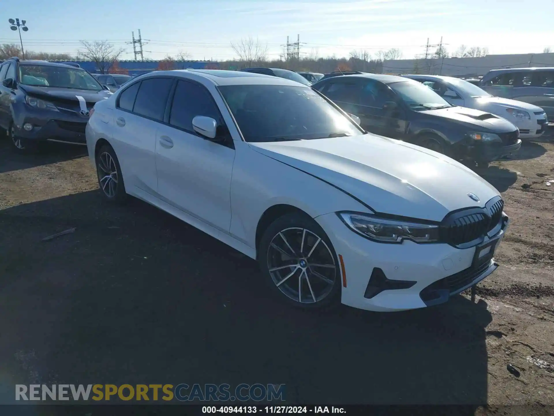1 Photograph of a damaged car 3MW5R7J07M8B98619 BMW 330I 2021