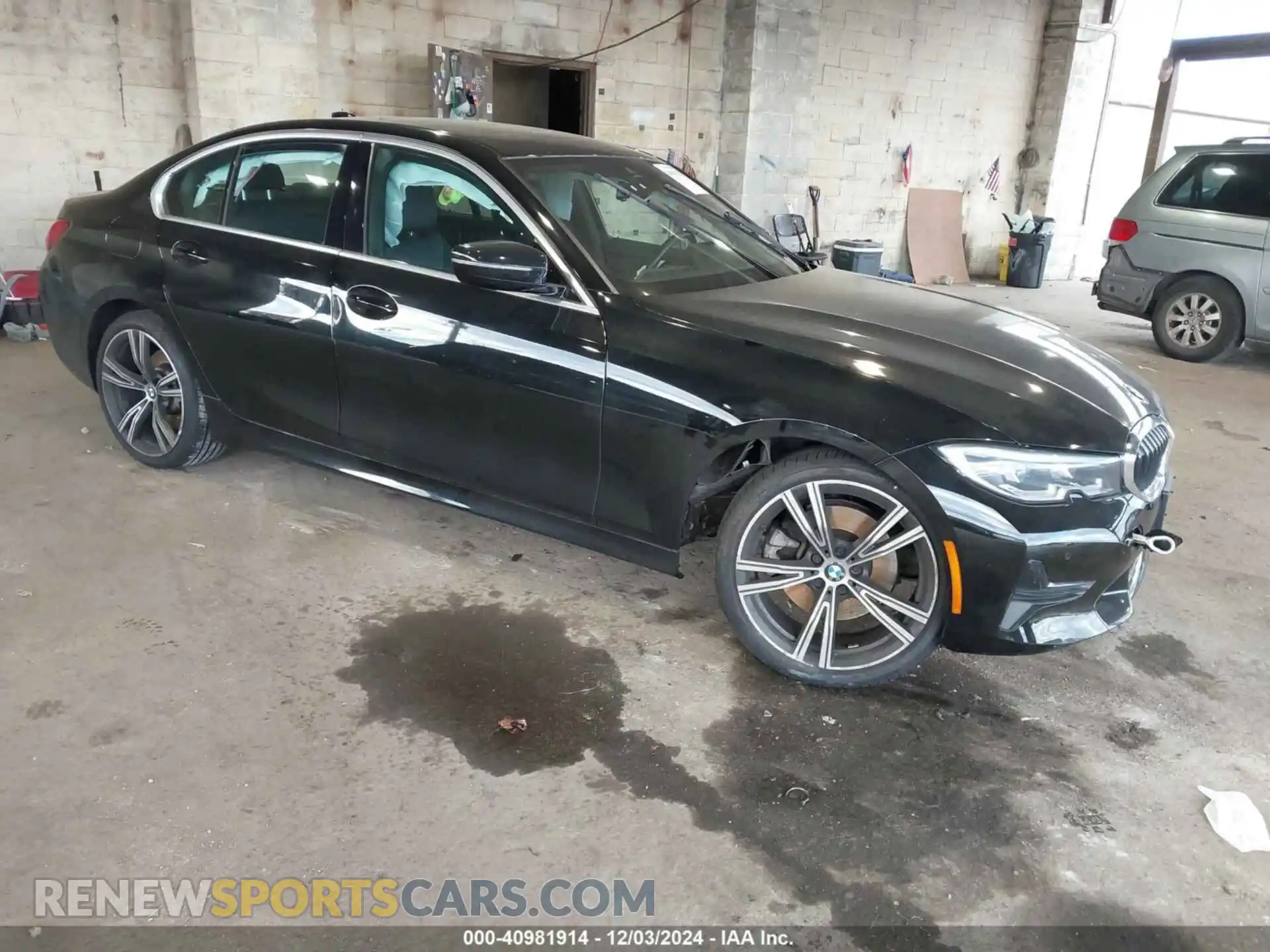 1 Photograph of a damaged car 3MW5R7J07M8B99222 BMW 330I 2021