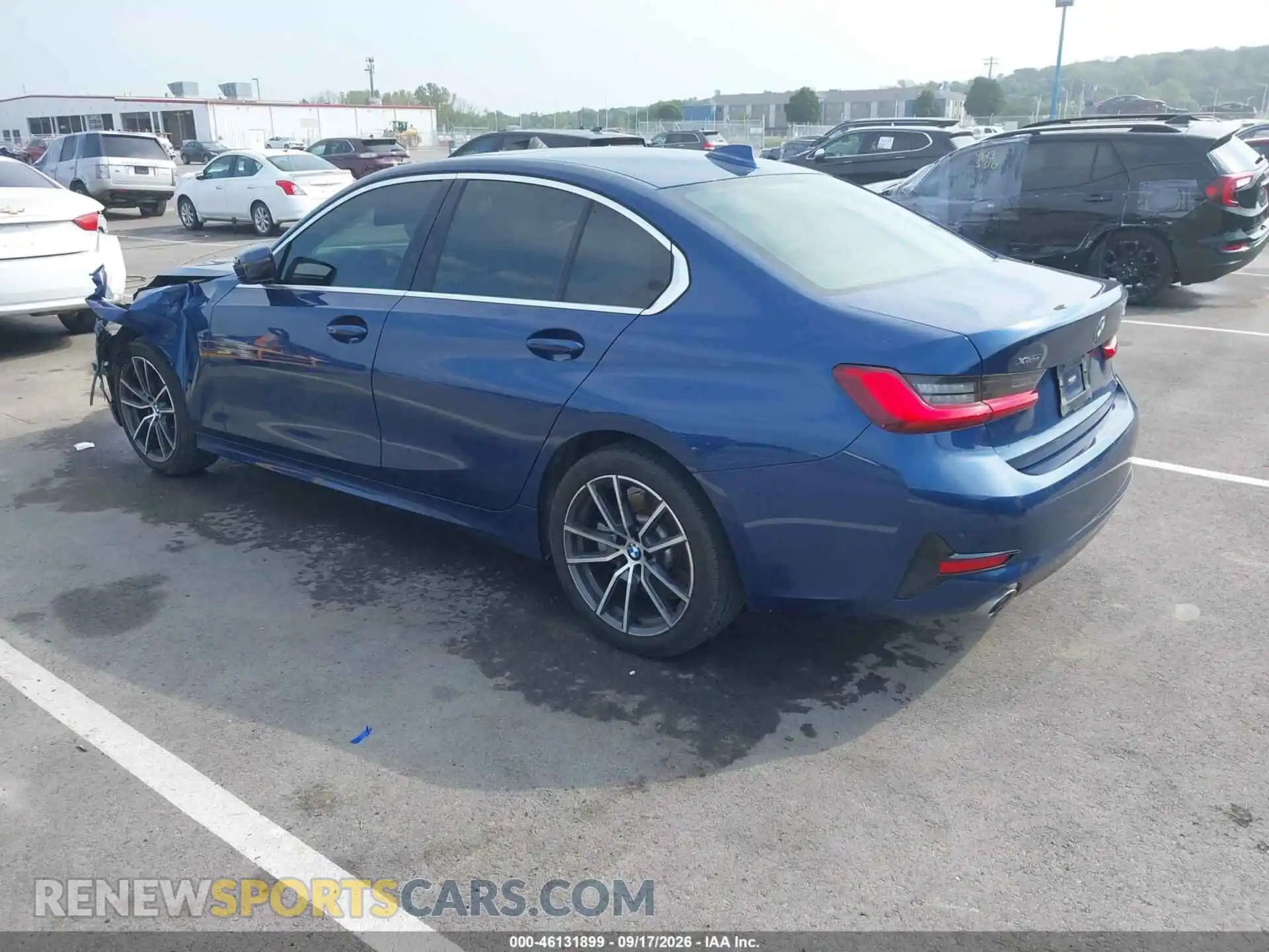 3 Photograph of a damaged car 3MW5R7J07M8C08338 BMW 330I 2021