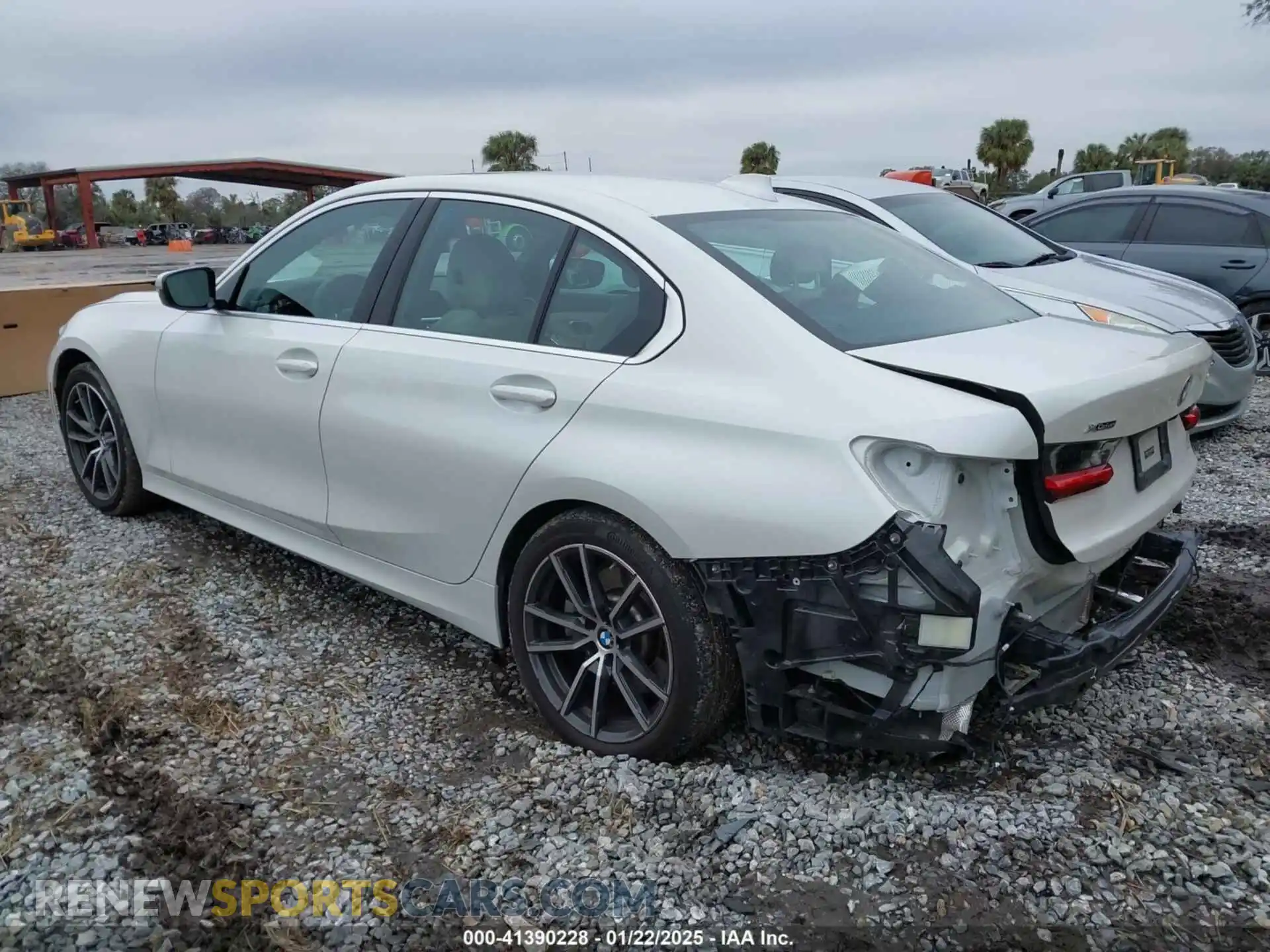 3 fotografías del automóvil dañado 3MW5R7J07M8C13376 BMW 330I 2021