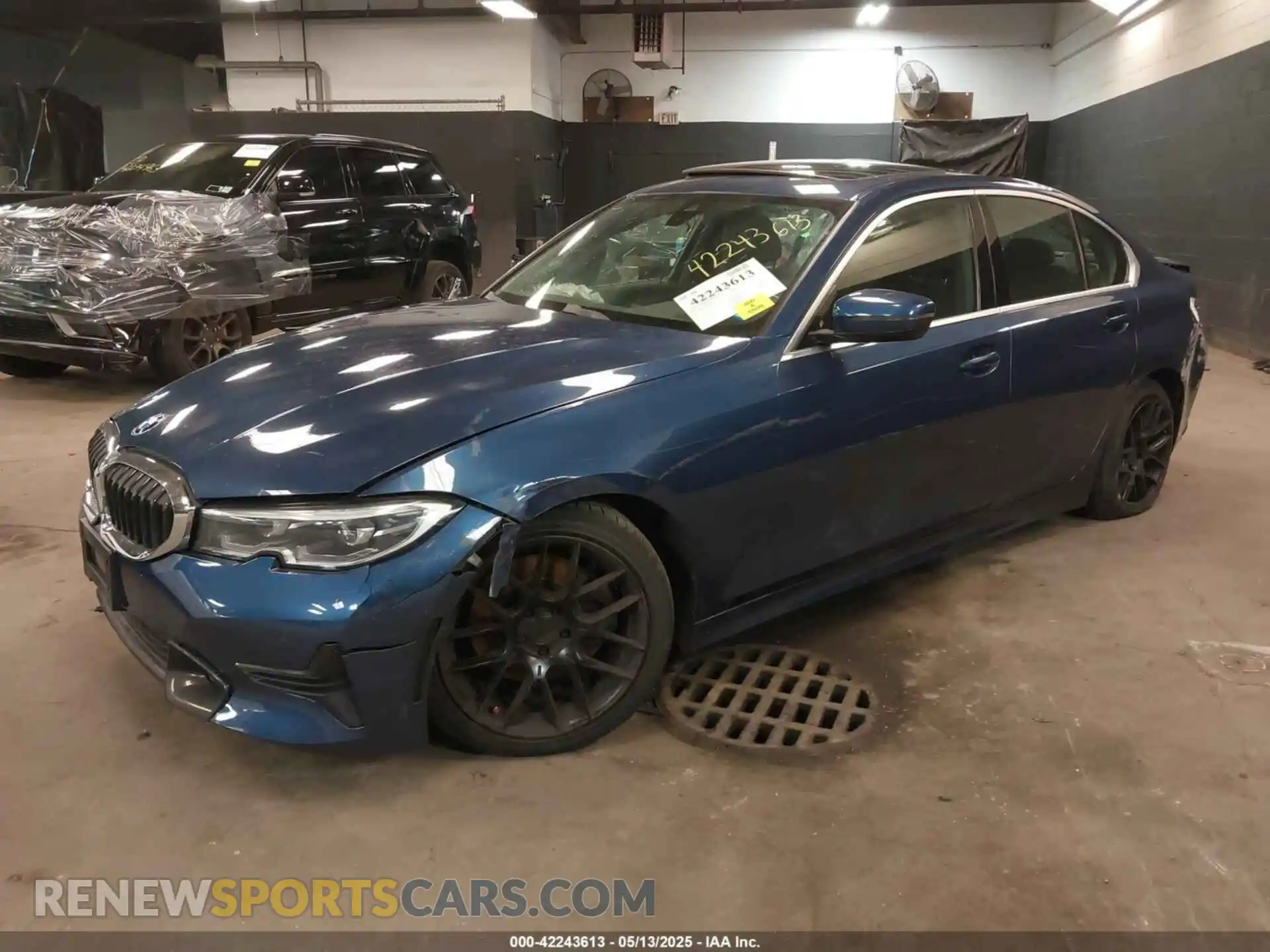 2 fotografías del automóvil dañado 3MW5R7J09M8B53858 BMW 330I 2021