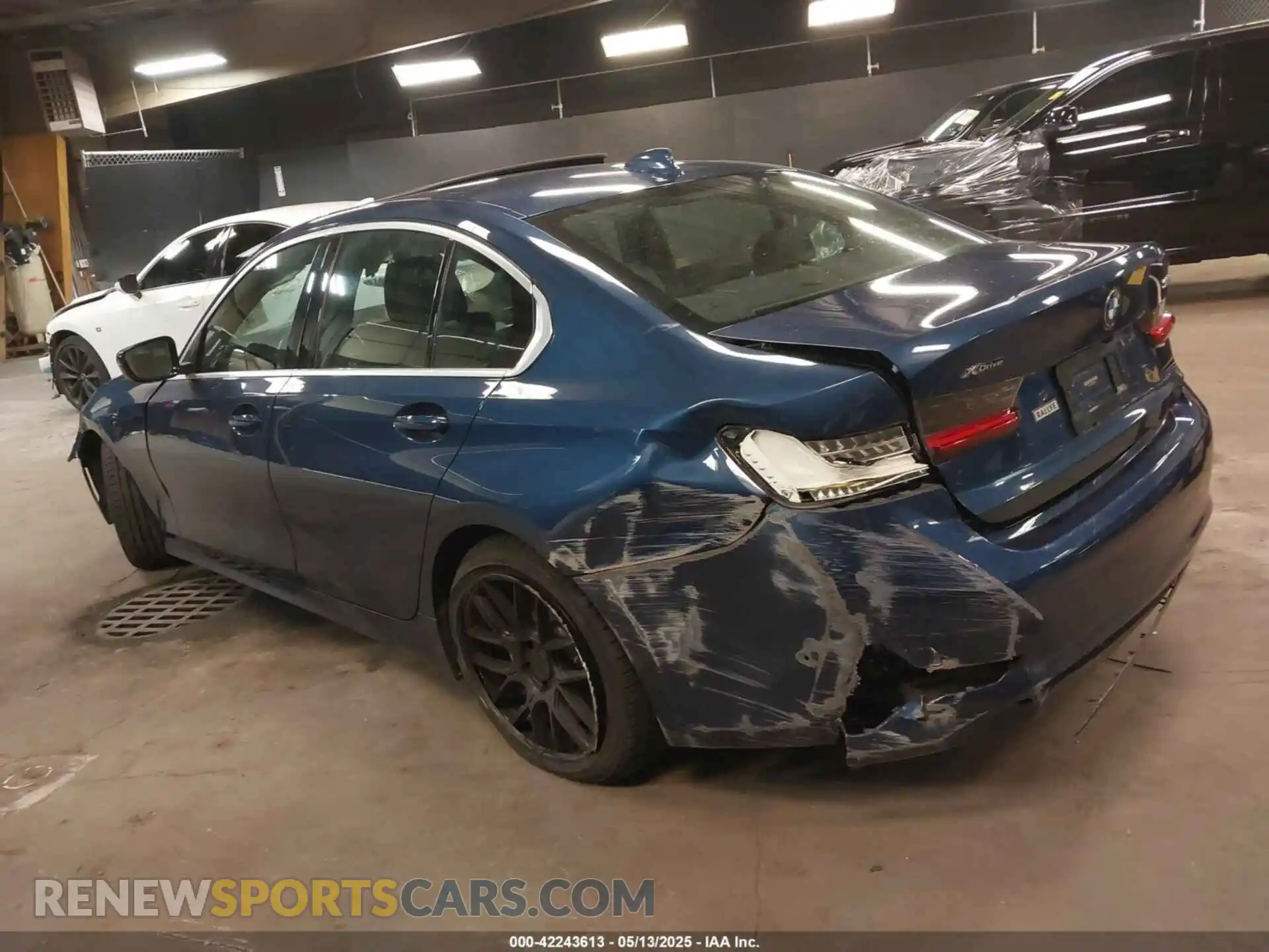 3 fotografías del automóvil dañado 3MW5R7J09M8B53858 BMW 330I 2021