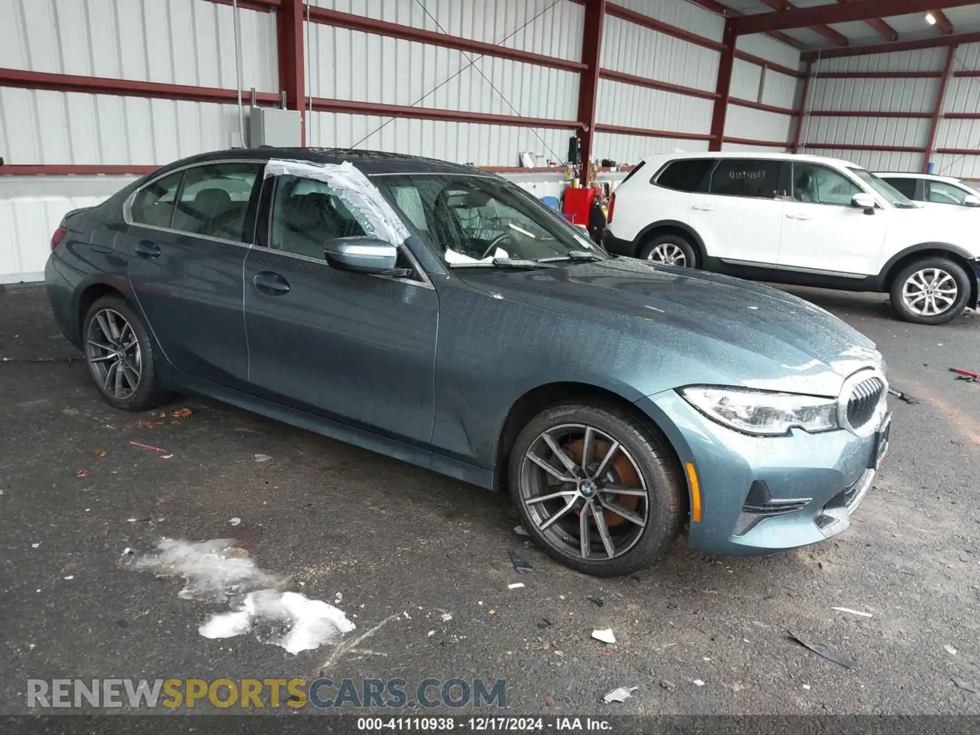 1 Photograph of a damaged car 3MW5R7J0XM8B58745 BMW 330I 2021