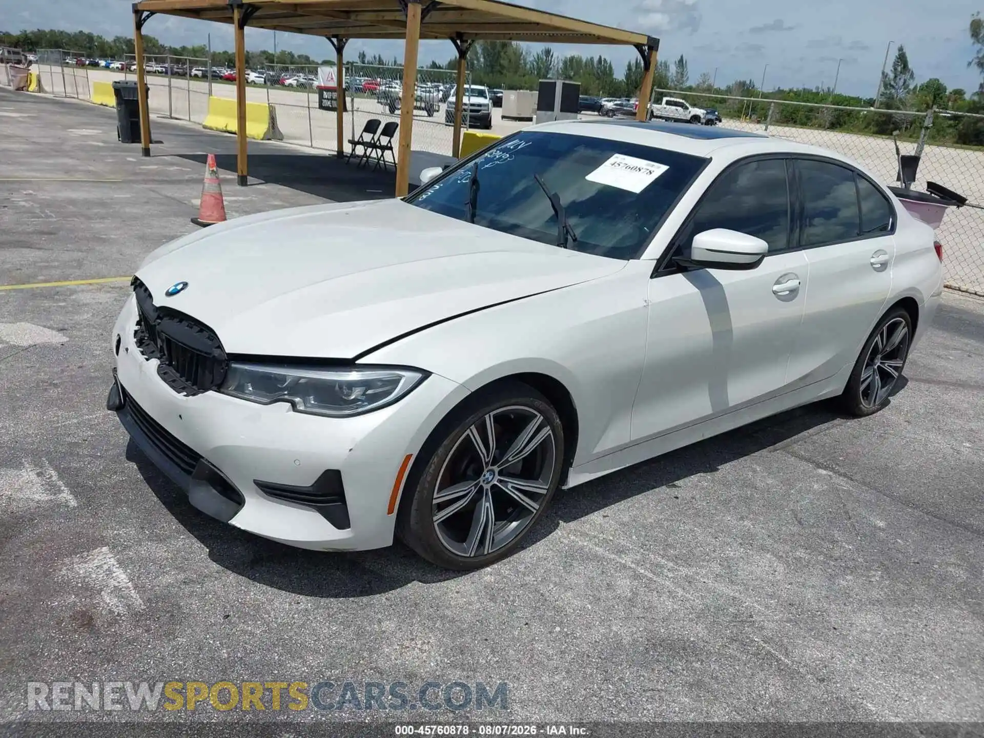 2 Фотография поврежденного автомобиля 3MW5R1J04N8C31493 BMW 330I 2022