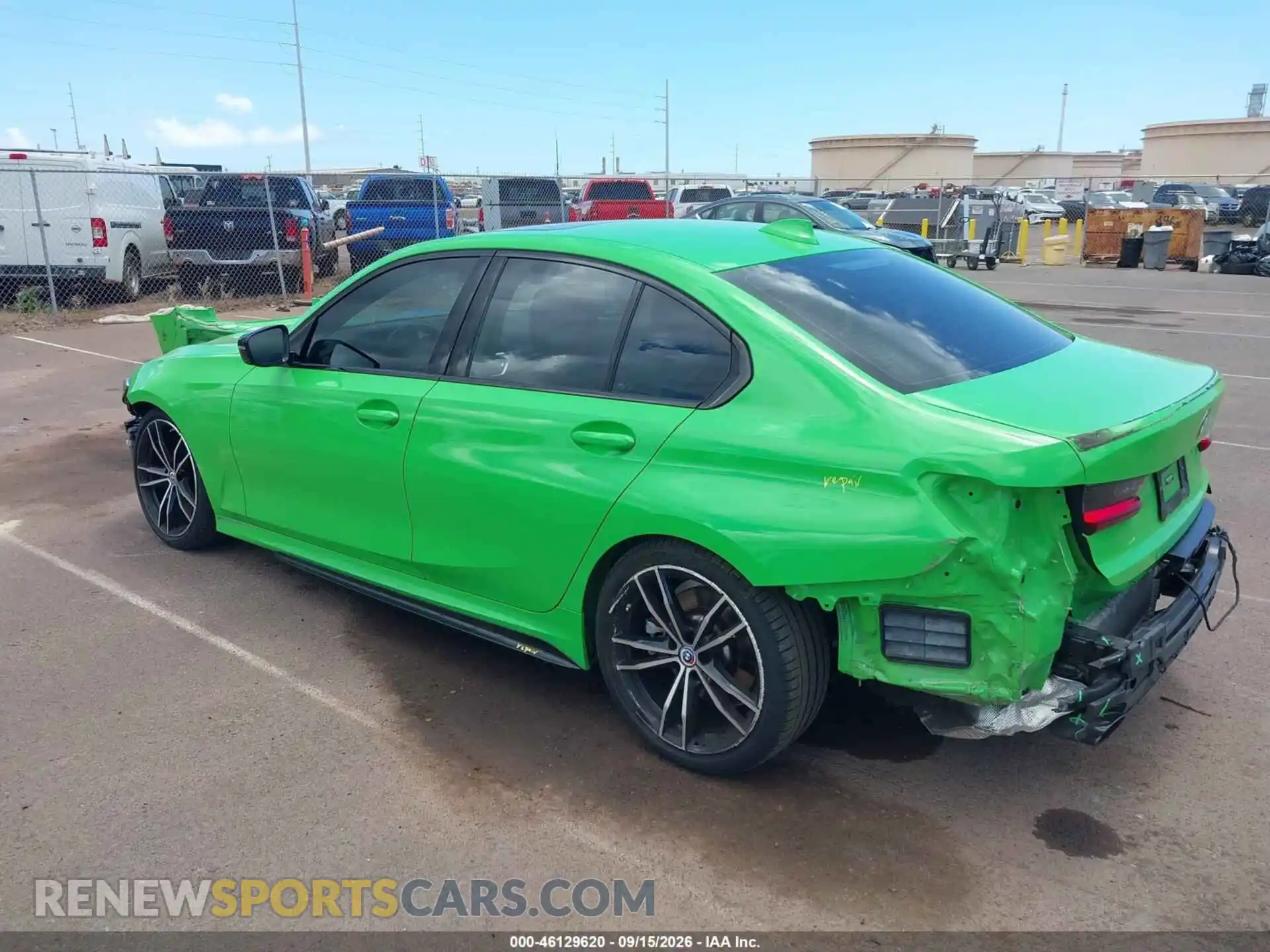 3 Фотография поврежденного автомобиля WBA5R1C0XNFM11324 BMW 330I 2022