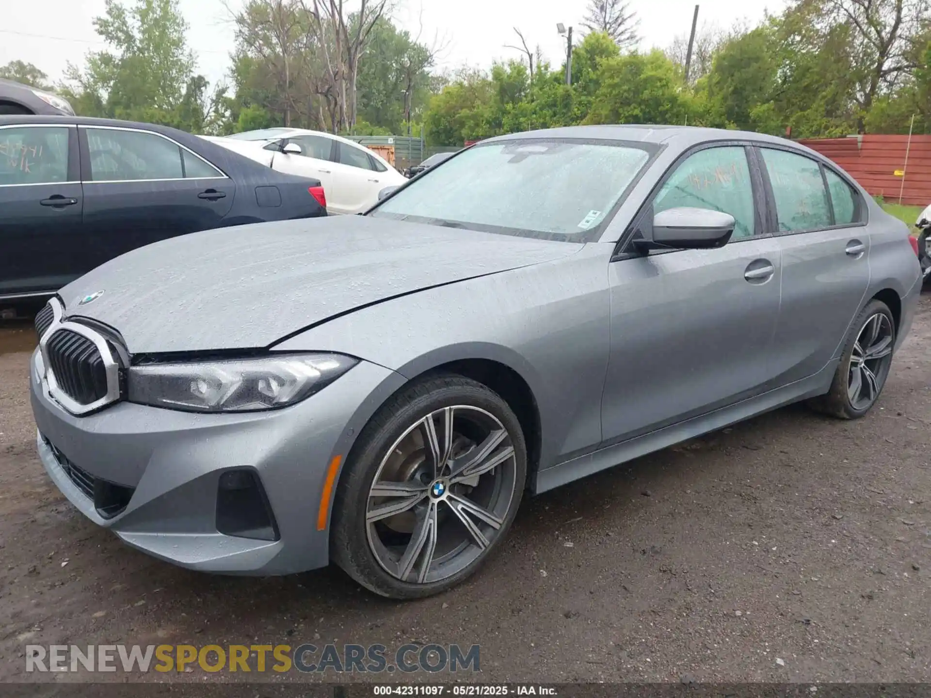 2 Photograph of a damaged car 3MW89FF01P8D20900 BMW 330I 2023